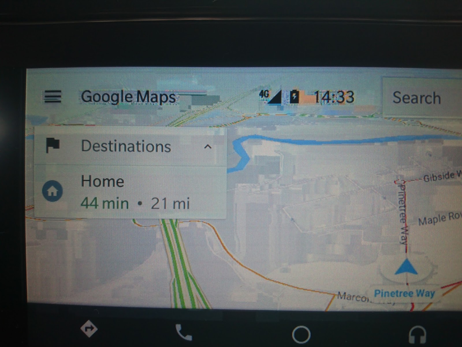 An image of an Android Auto pixelation issue.