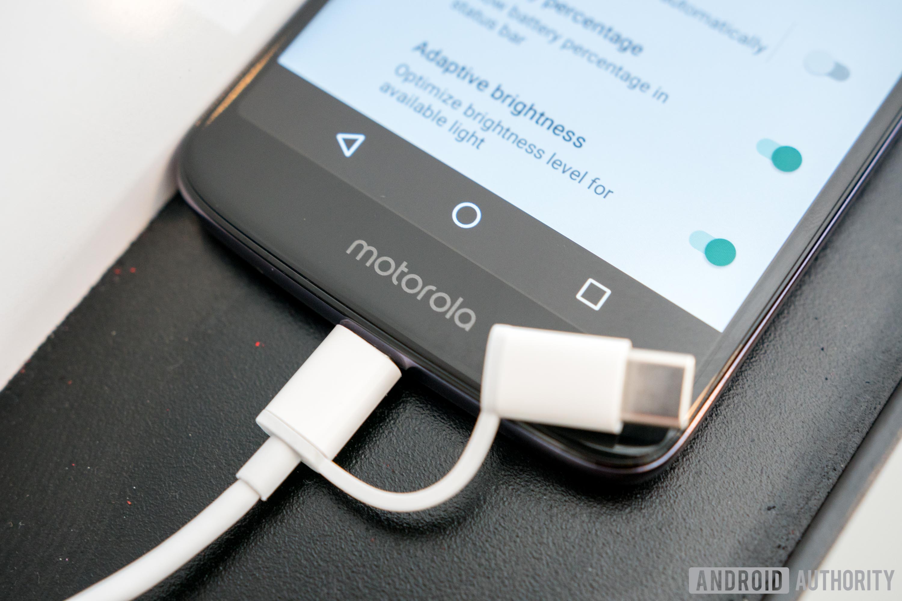 Motorola Moto E5 Plus Charging for Battery Life, Moto E5 Plus review