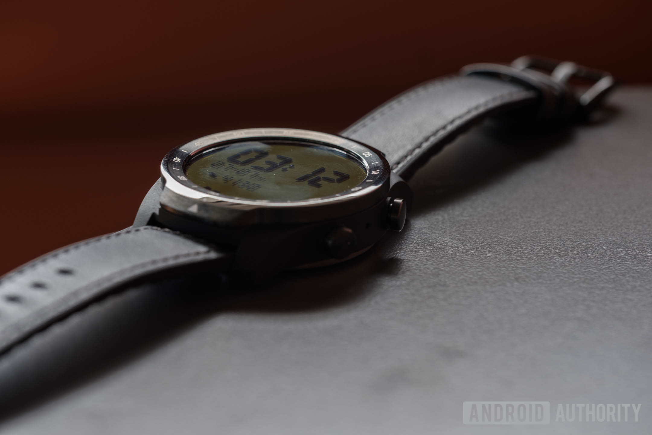 Mobvoi TicWatch Pro review display