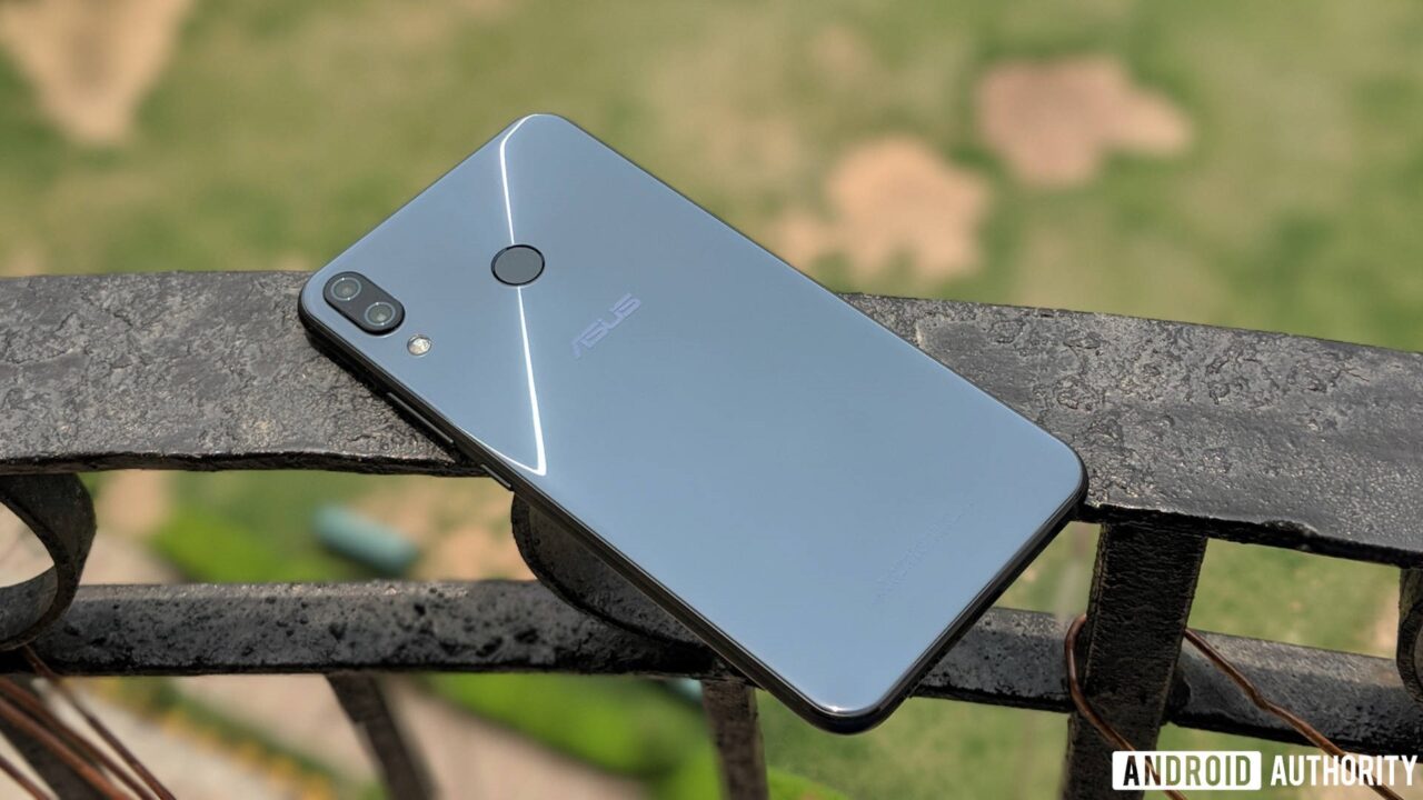 ASUS Zenfone 5Z review: The 'flagship killer' killer (Updated with ...