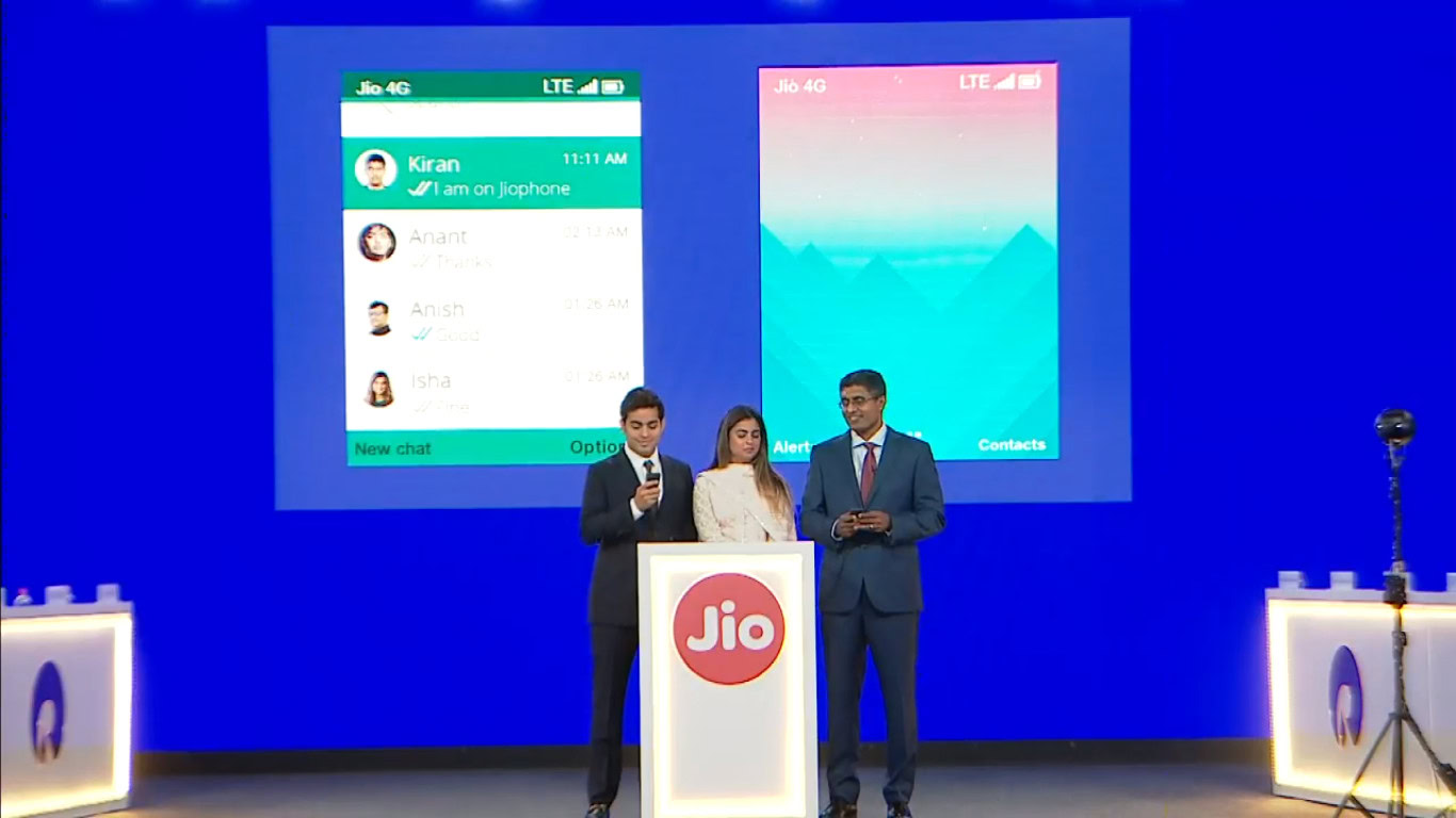 WhatsApp on a JioPhone.