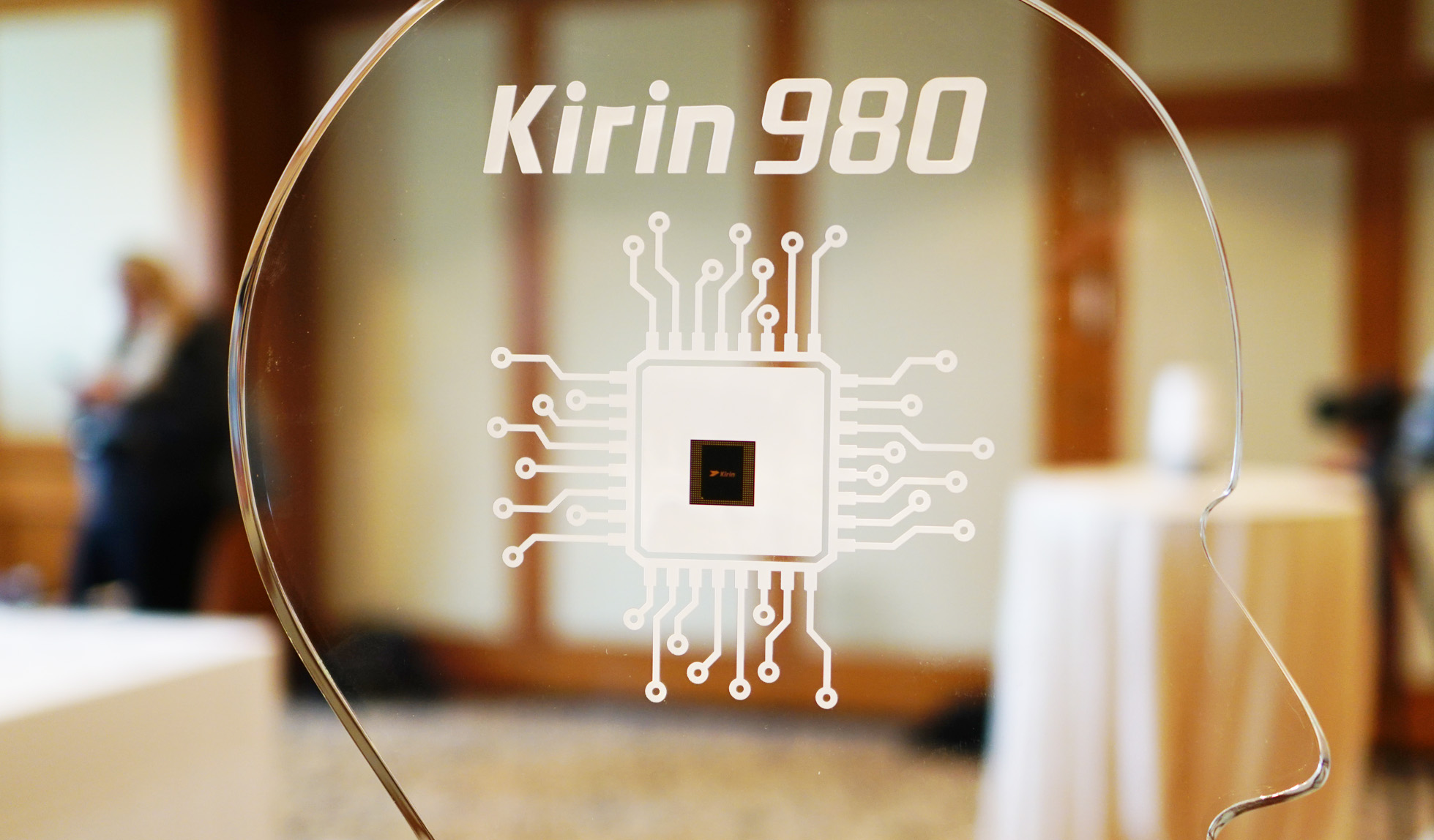 Huawei Kirin 980 chip in a glass case