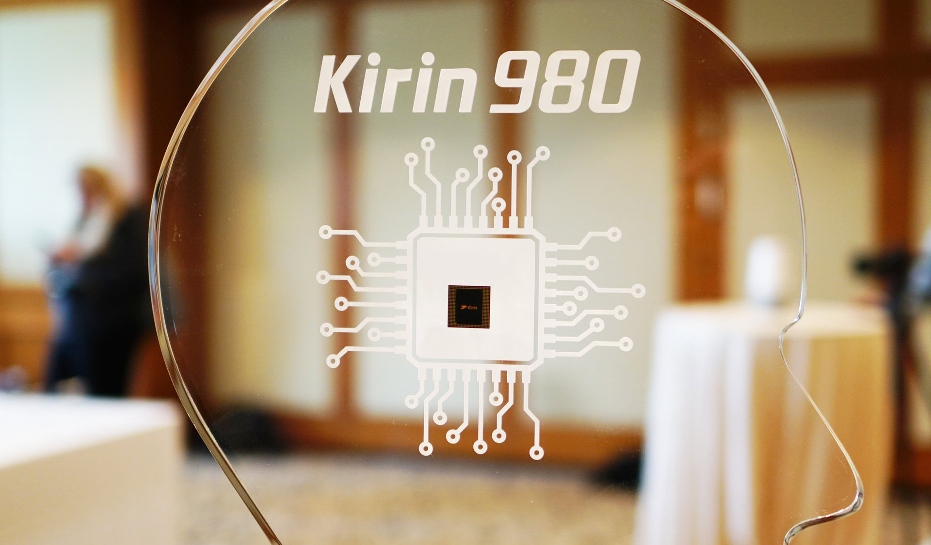 HUAWEI Kirin 980 chip in a glass case