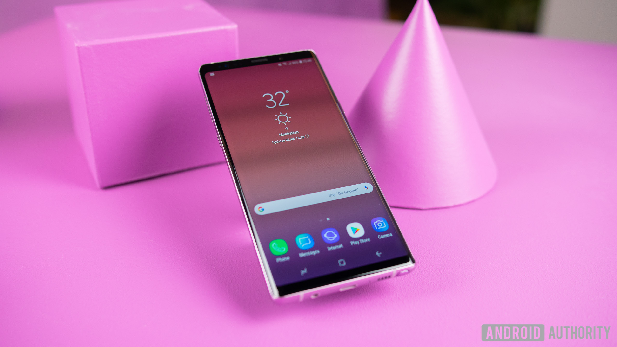 Download: Galaxy Note 9 Wallpapers