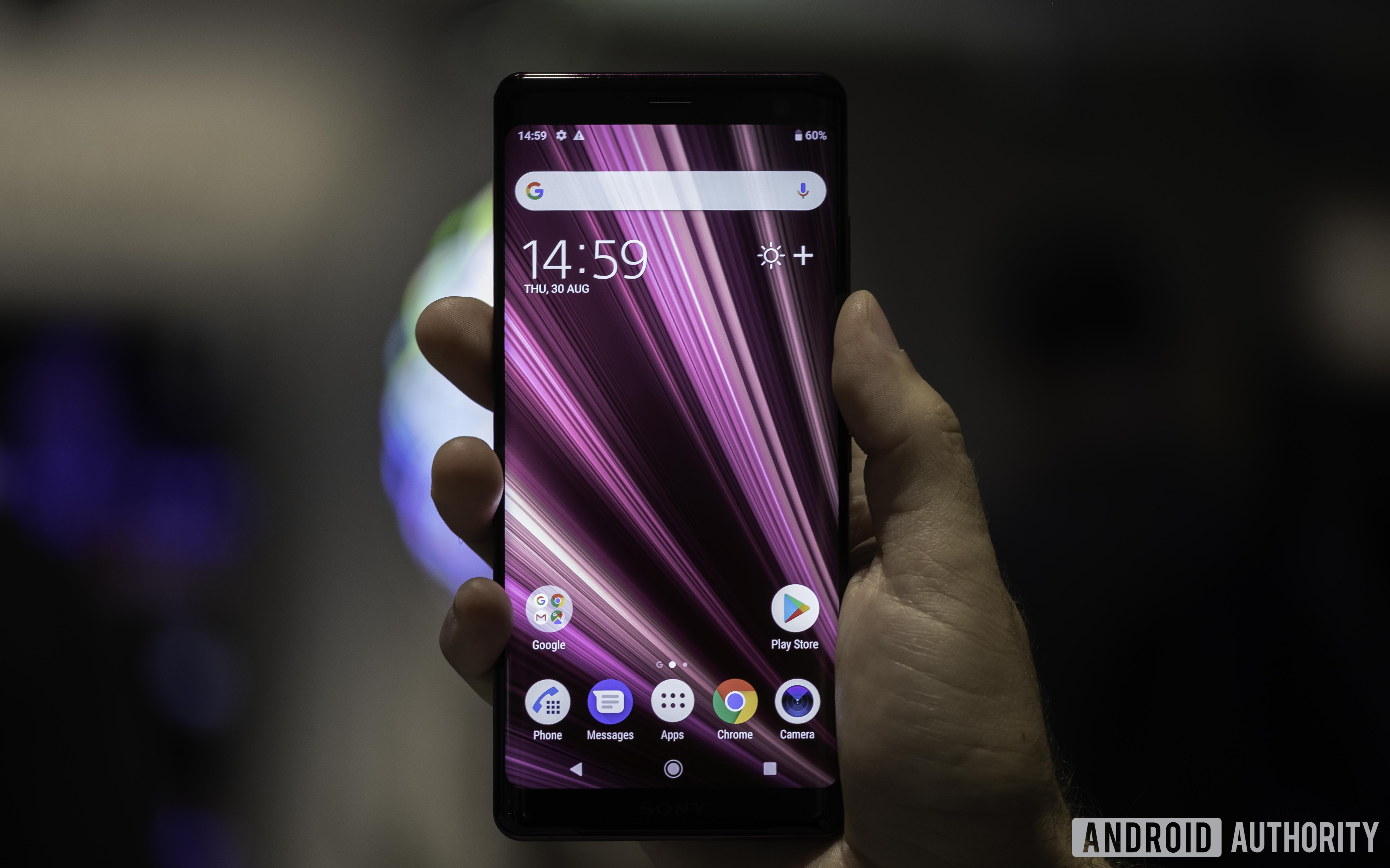Photo of a black Sony Xperia XZ3 in hand (front)