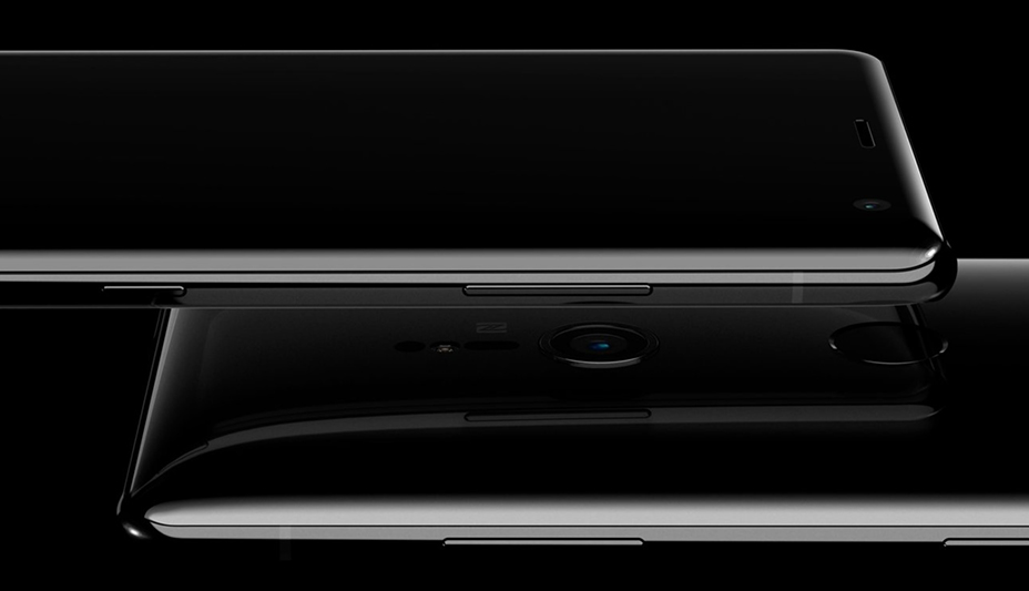An image of two Sony Xperia XZ3 smartphones, one showing the front, the other the back.