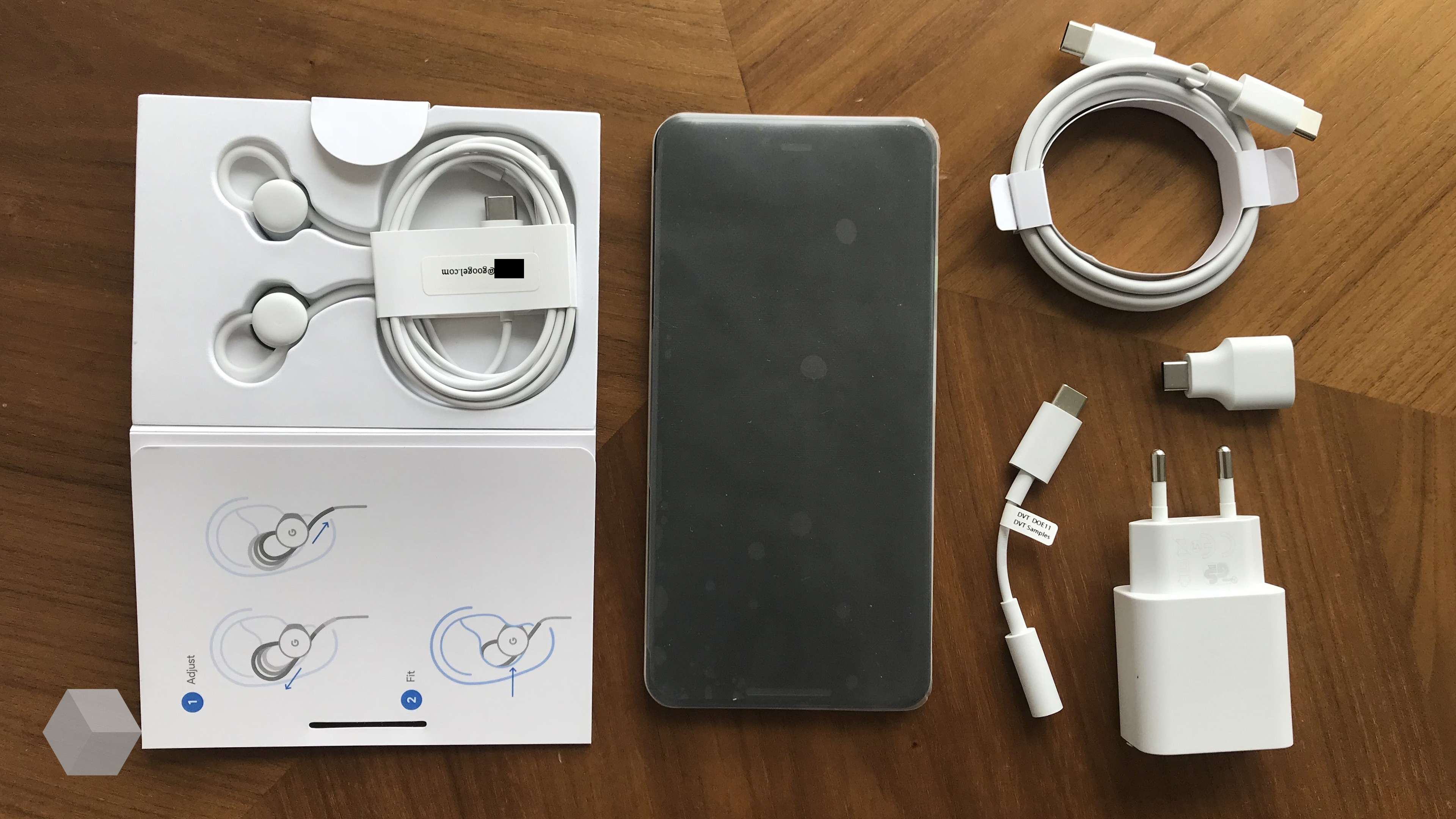 A leaked image of the box contents of the Google Pixel 3 XL.