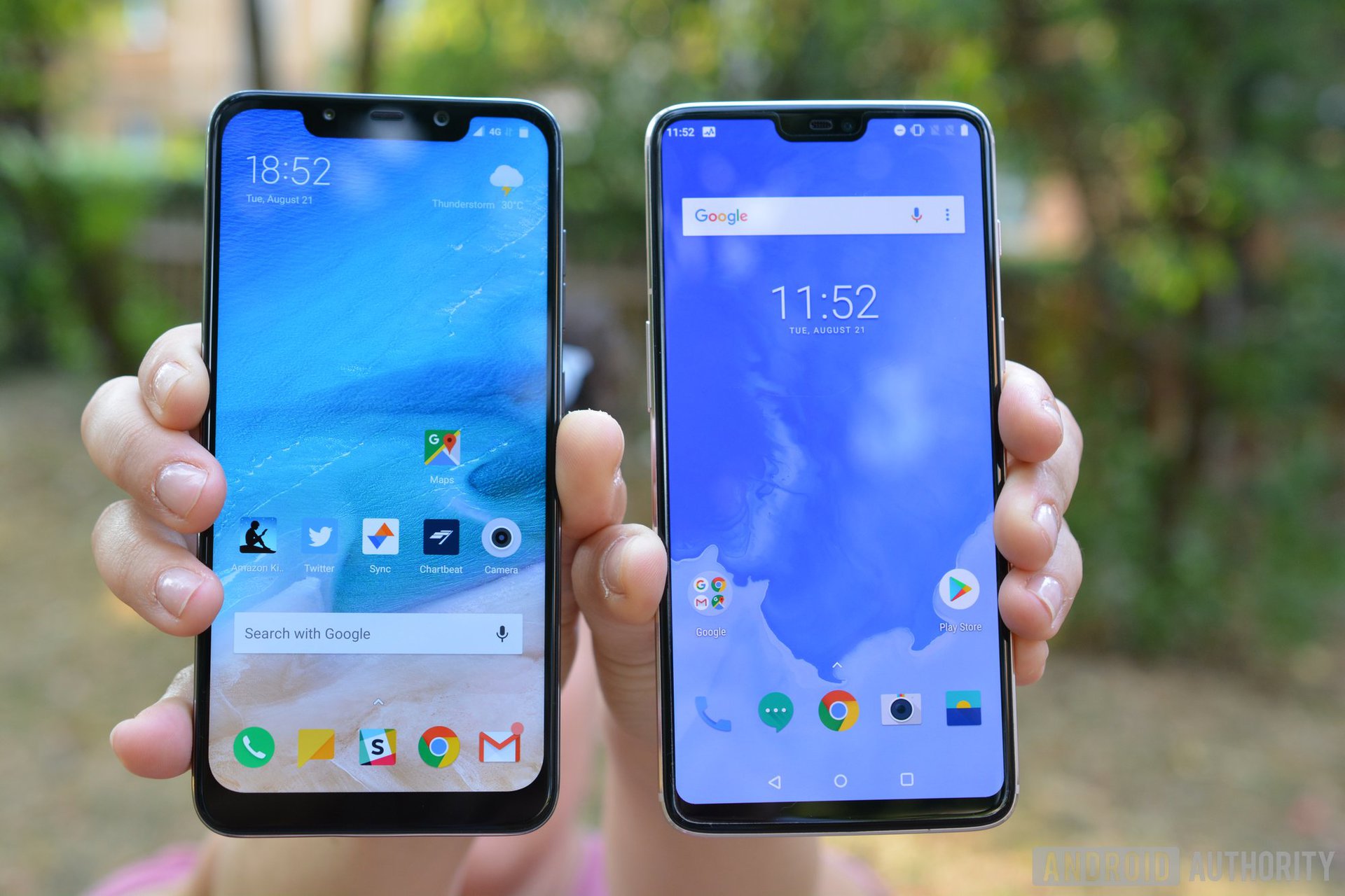 OnePlus 6 vs POCOphone F1 - looking at both displays