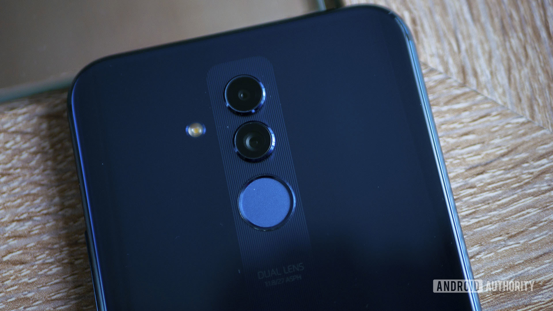 HUAWEI Mate 20 Lite Back