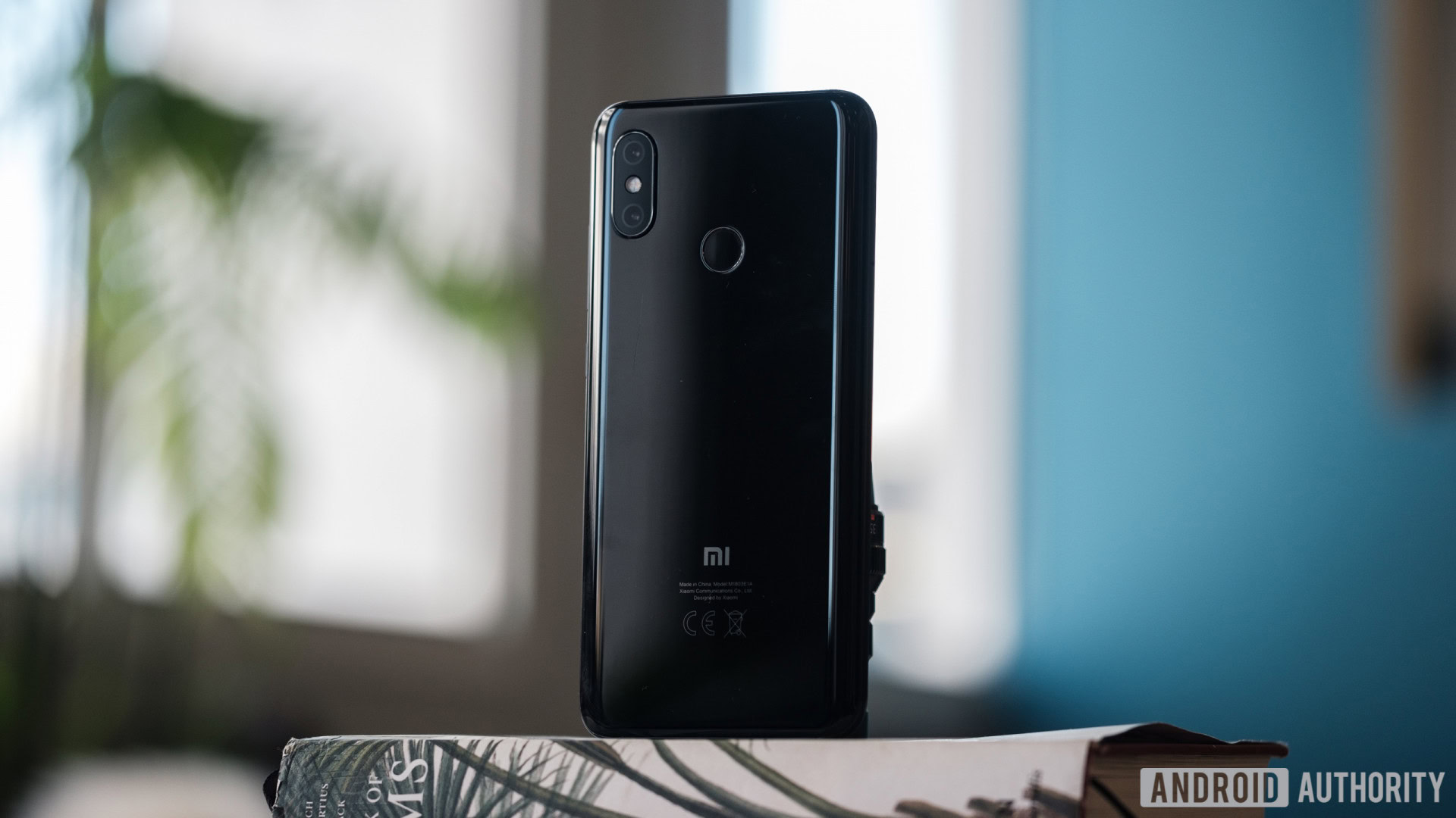 Xiaomi Mi 8 back