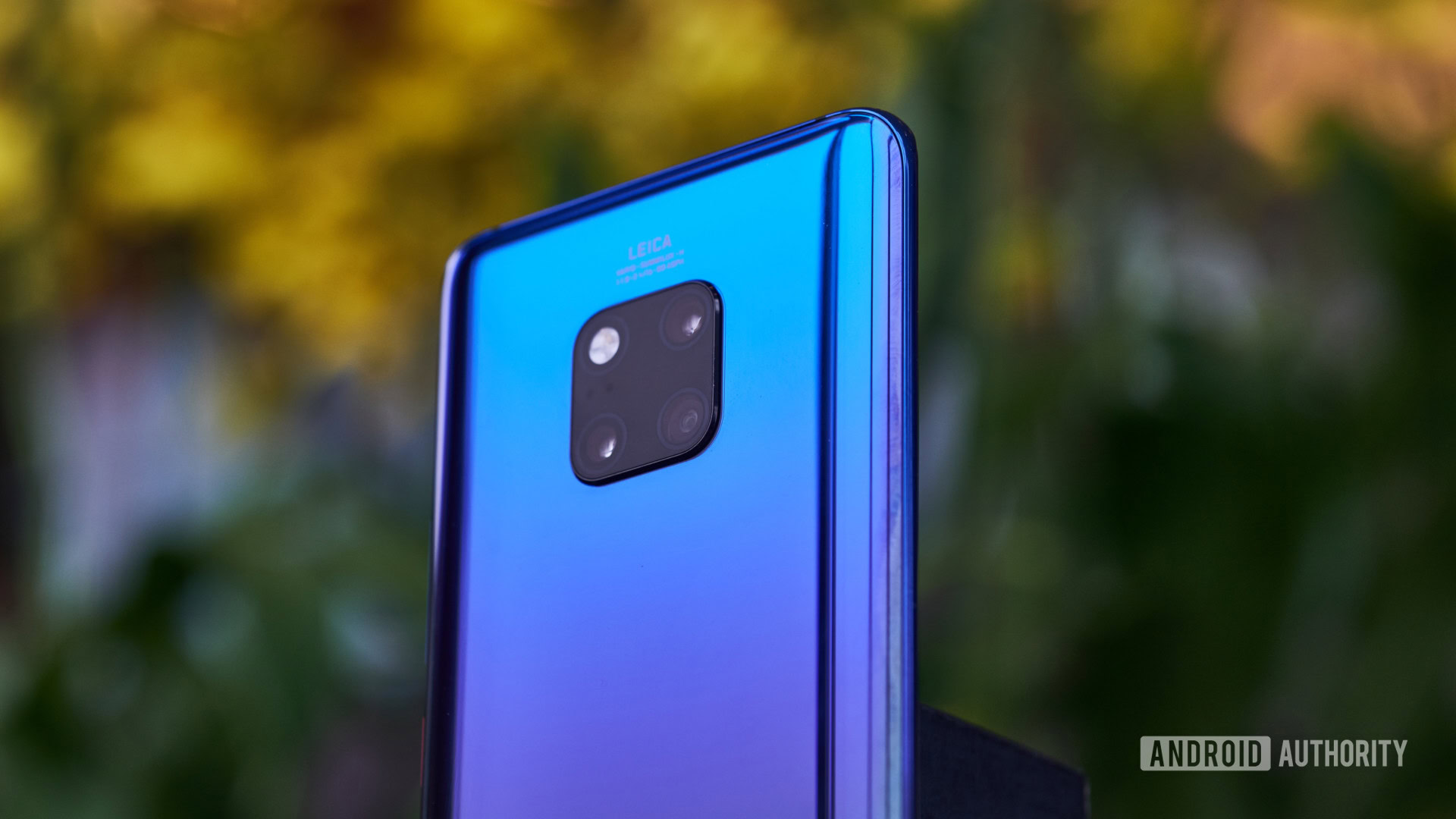 HUAWEI Mate 20 and Mate 20 Pro