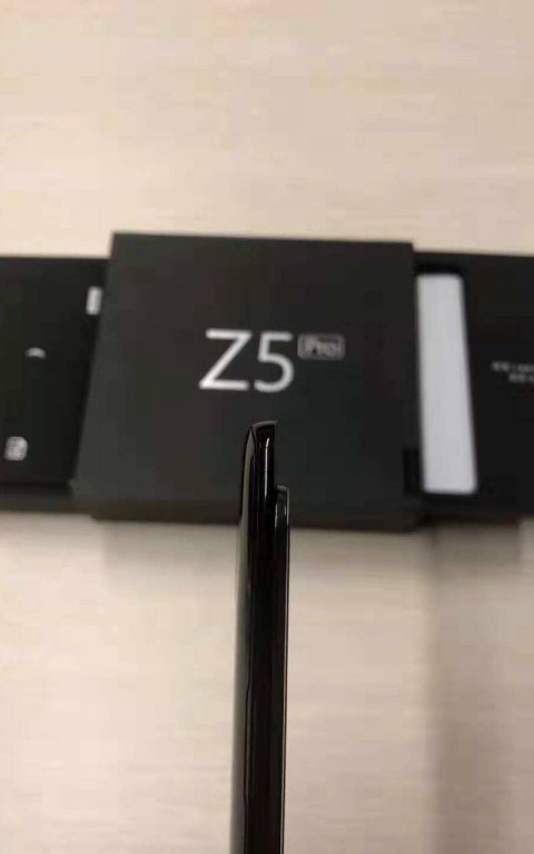 A leaked image of the unreleased Lenovo Z5 Pro.