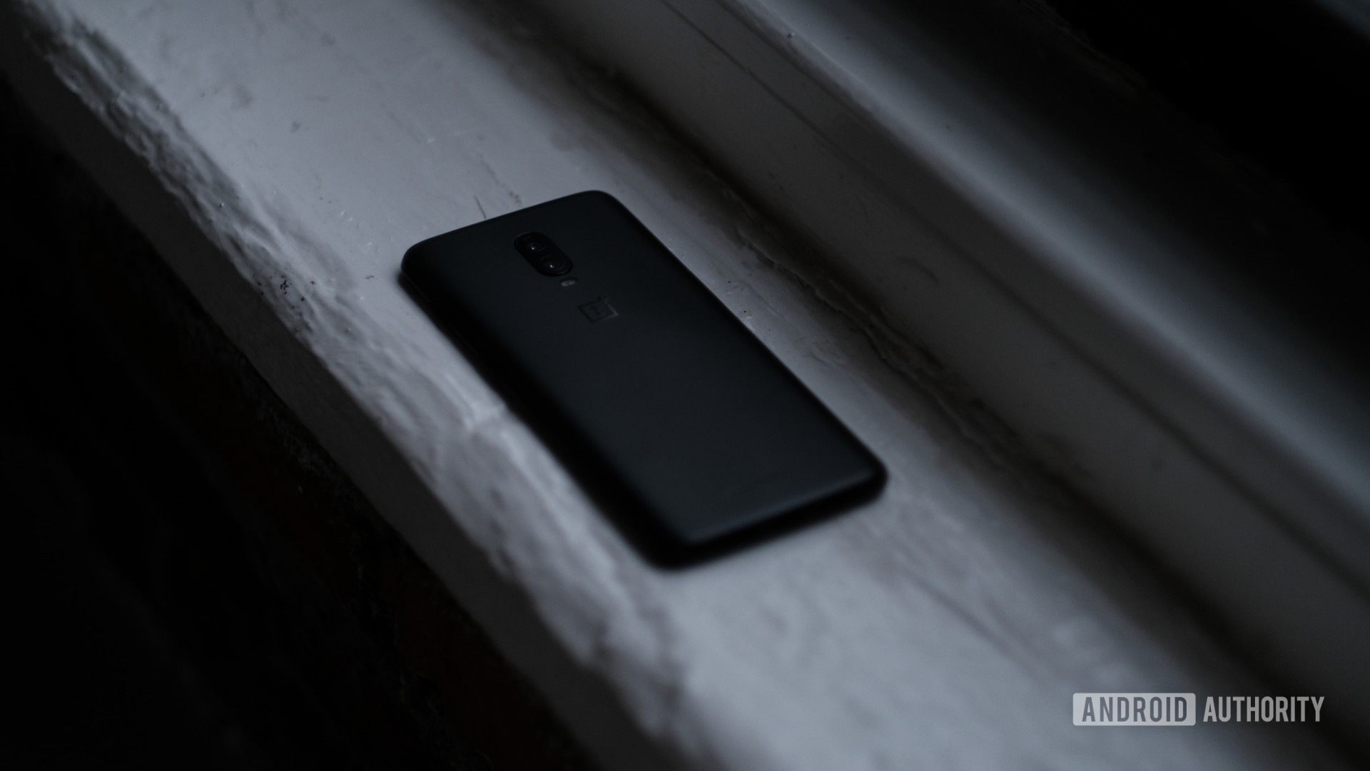 Download OnePlus 6T wallpapers: Get them all here!