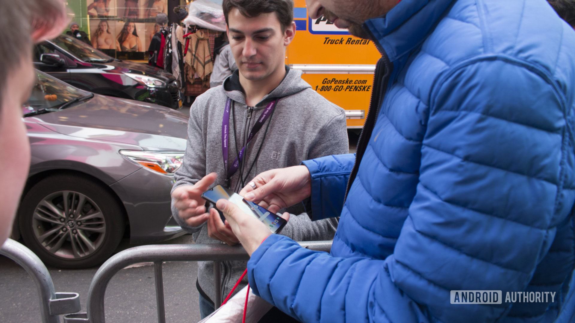 A photo from the OnePlus 6T pop-up event in New York City.