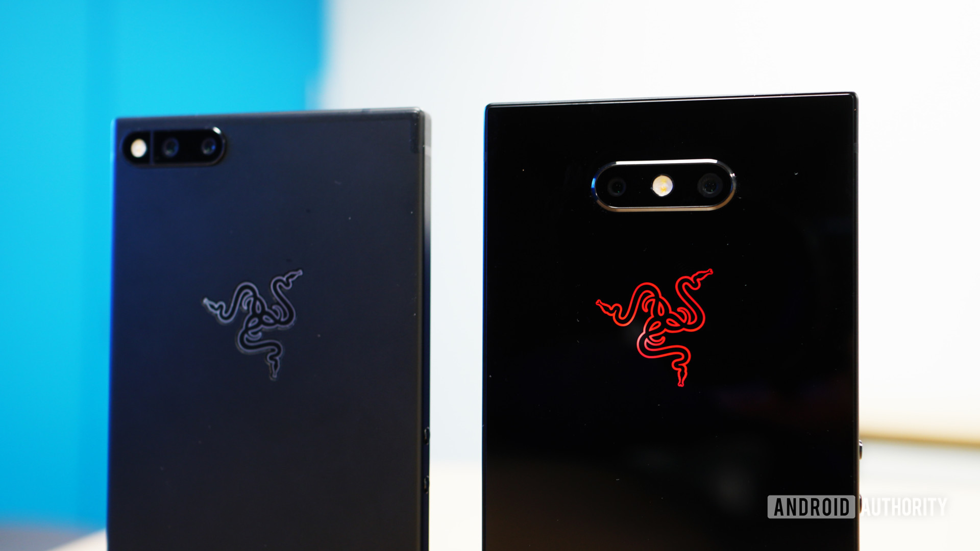 Razer Phone 2 vs Razer Phone - logo