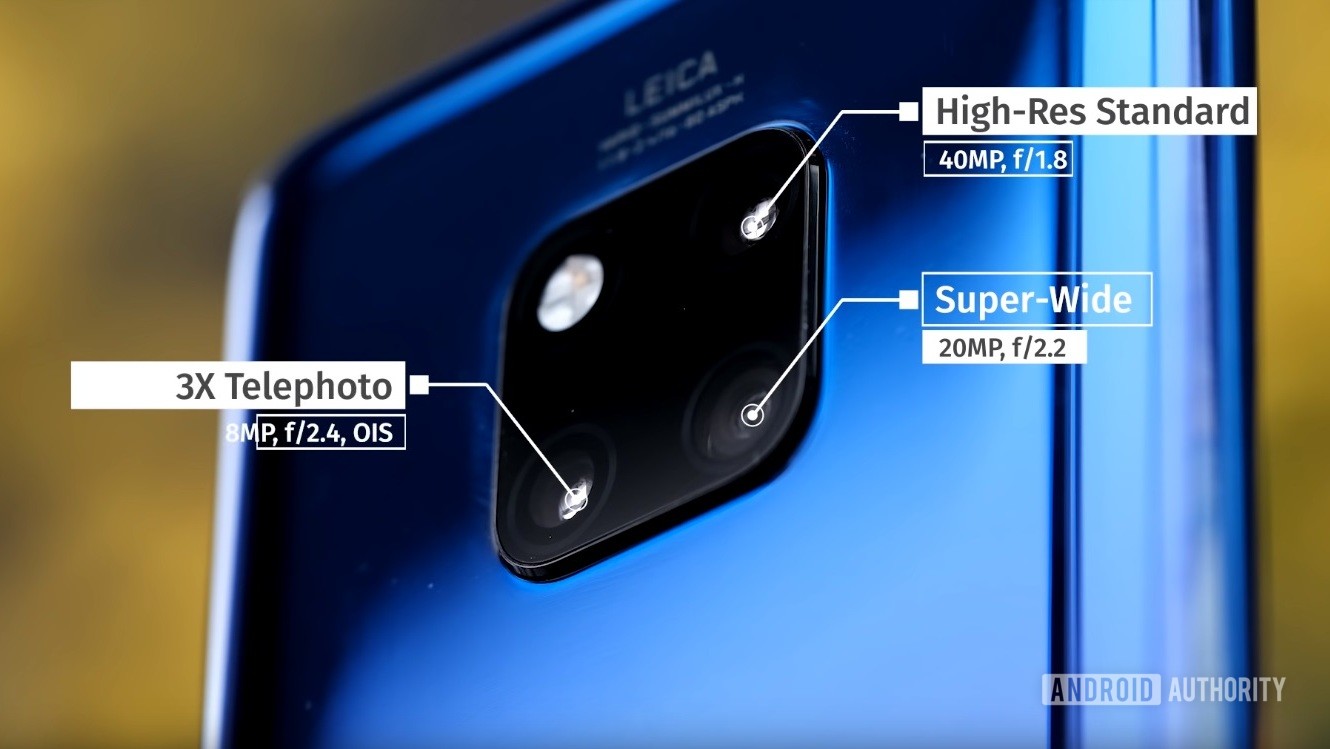 the three cameras on the back of the huawei mate 20 pro twilight 