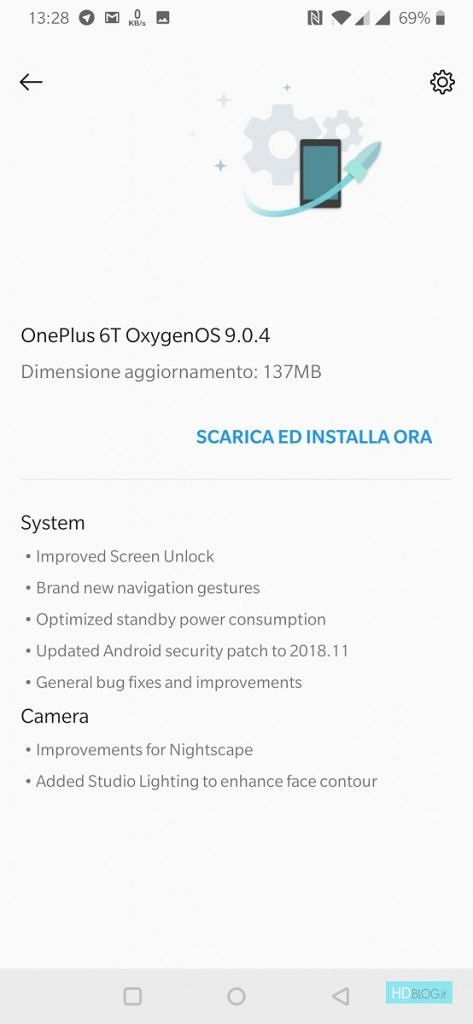 The OxygenOS 9.0.4 update on OnePlus 6T.