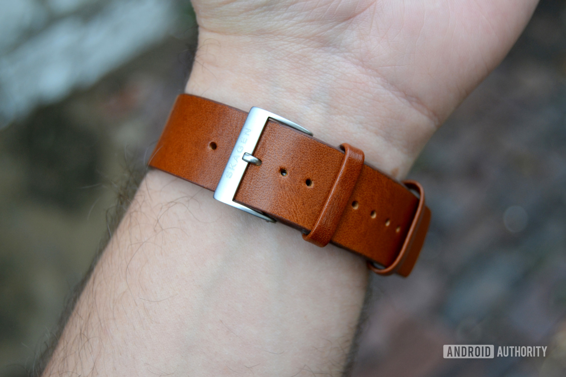 skagen falster 2 review design display watch band leather