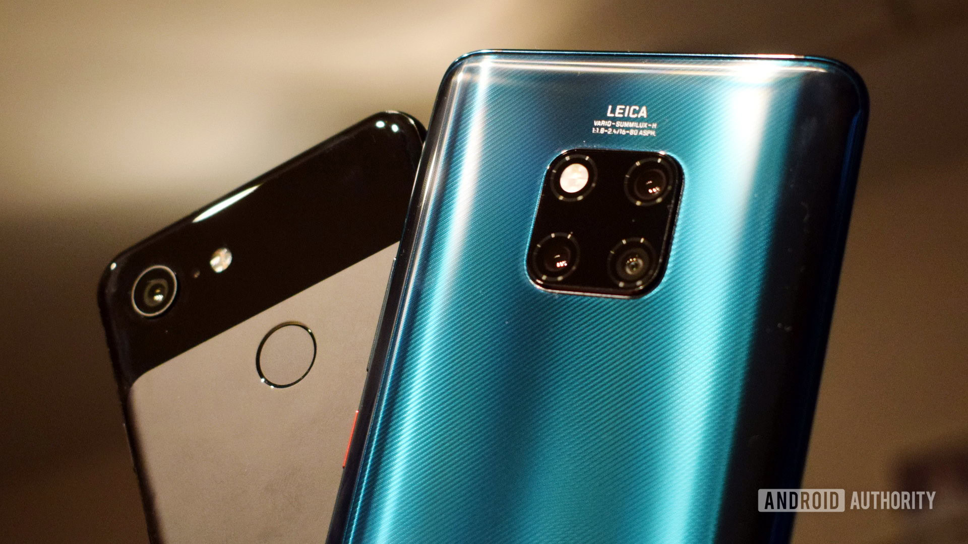 HUAWEI Mate 20 Pro and Google Pixel 3 back