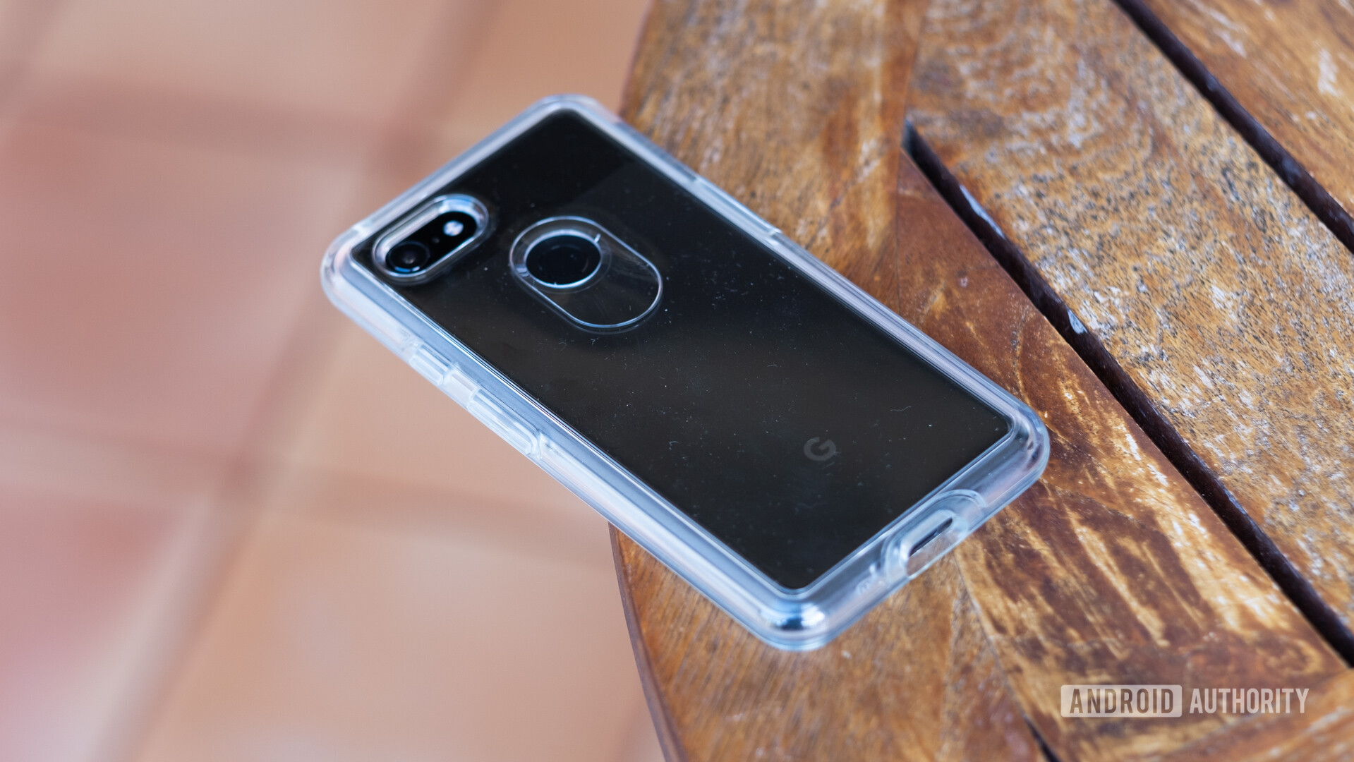 Otterbox Symmetry clear case for Pixel 3