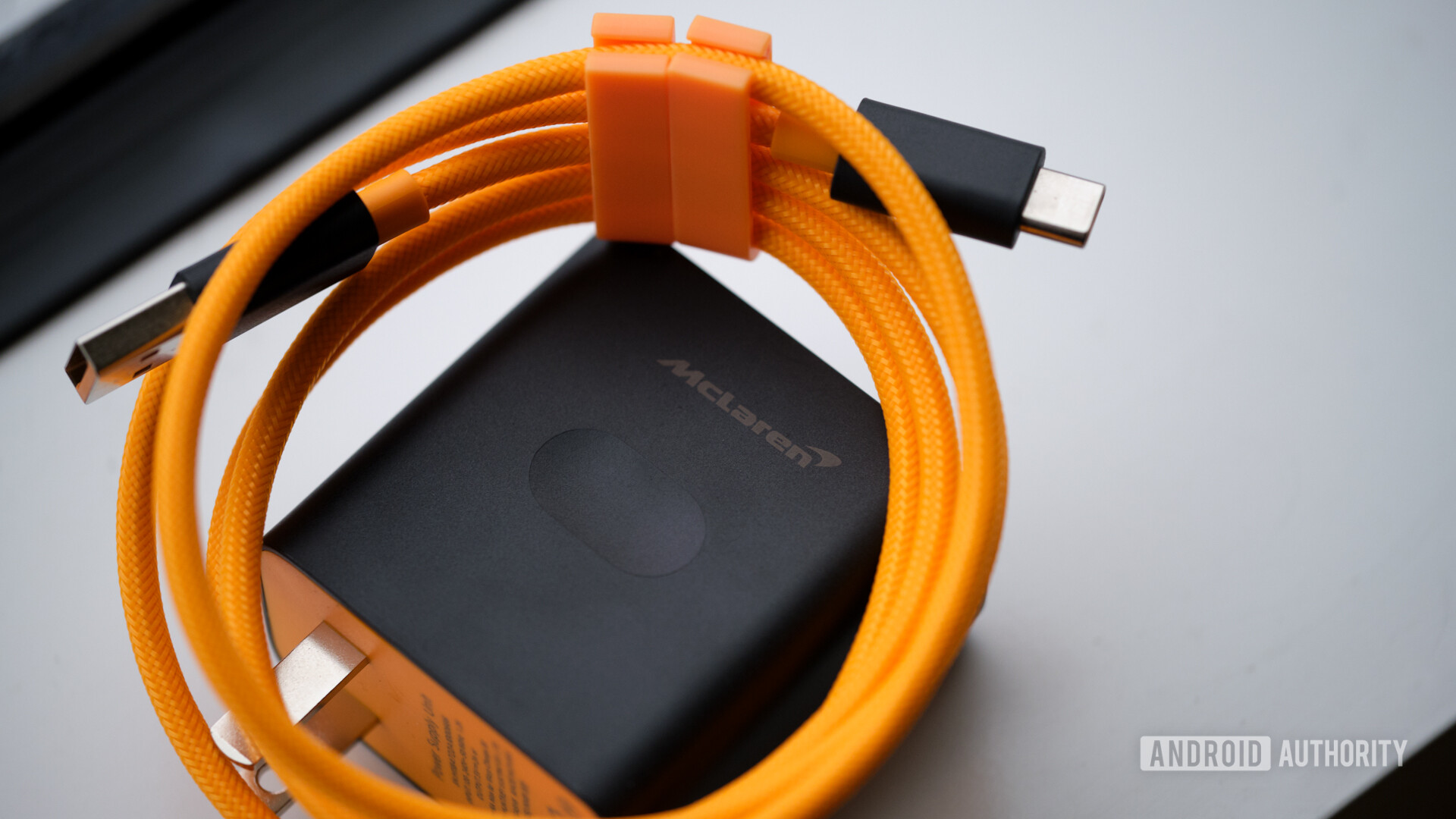 OnePlus 6T McLaren Edition Warp Charge cable