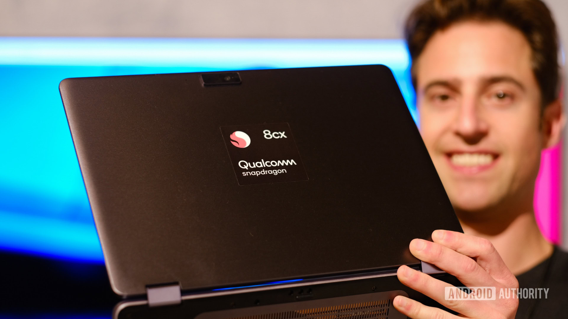 qualcomm 8cx powered laptop