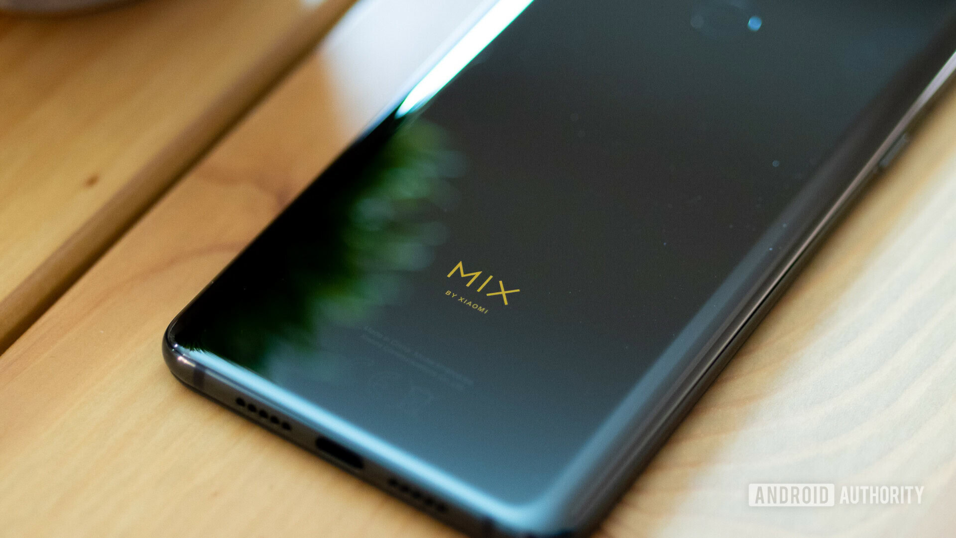 Backside of the Xiaomi Mi Mix 3