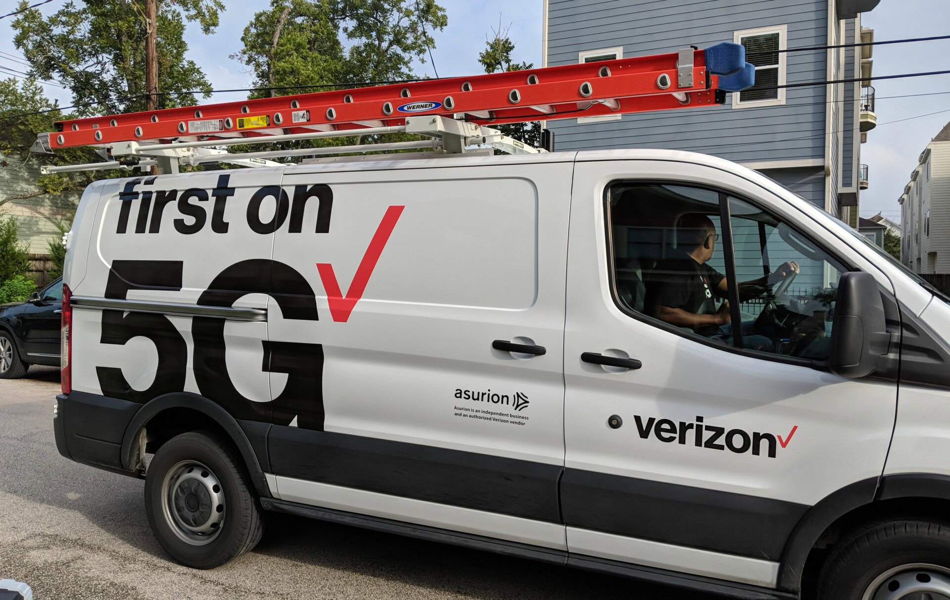 Verizon 5g van