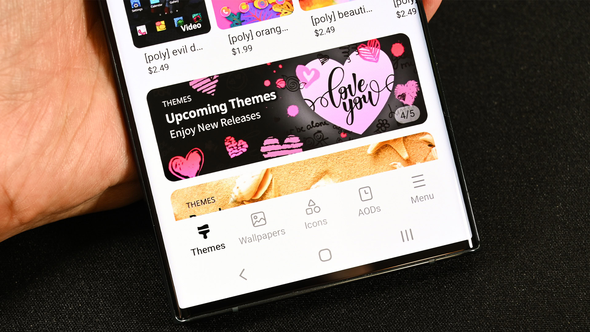 Samsung Theme Store Navigation