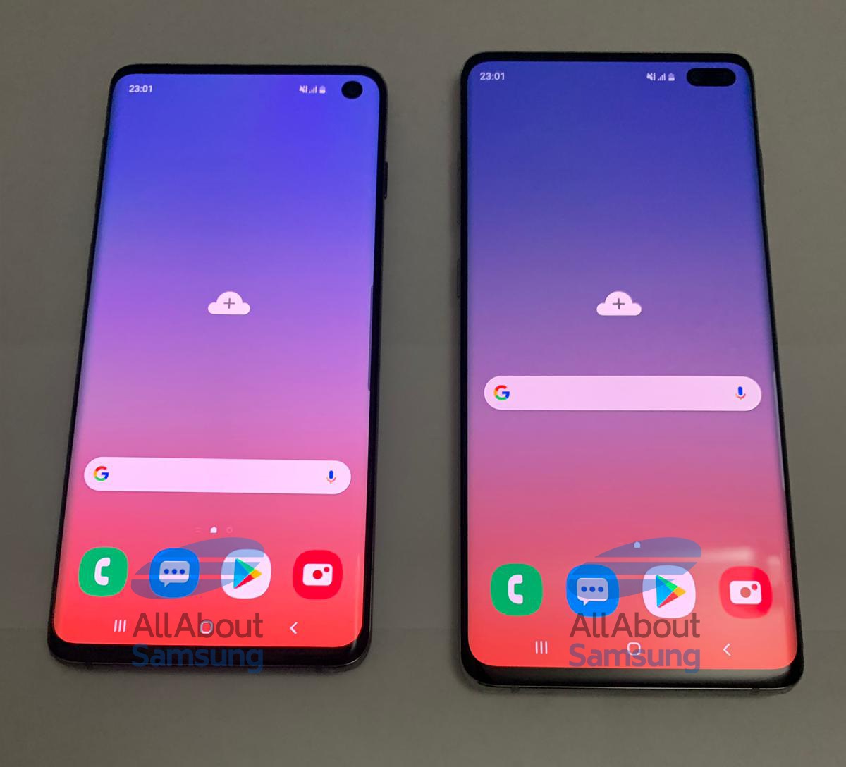 Leaked photos of the Galaxy S10 and Galaxy S10 Plus side-by-side from the front. 