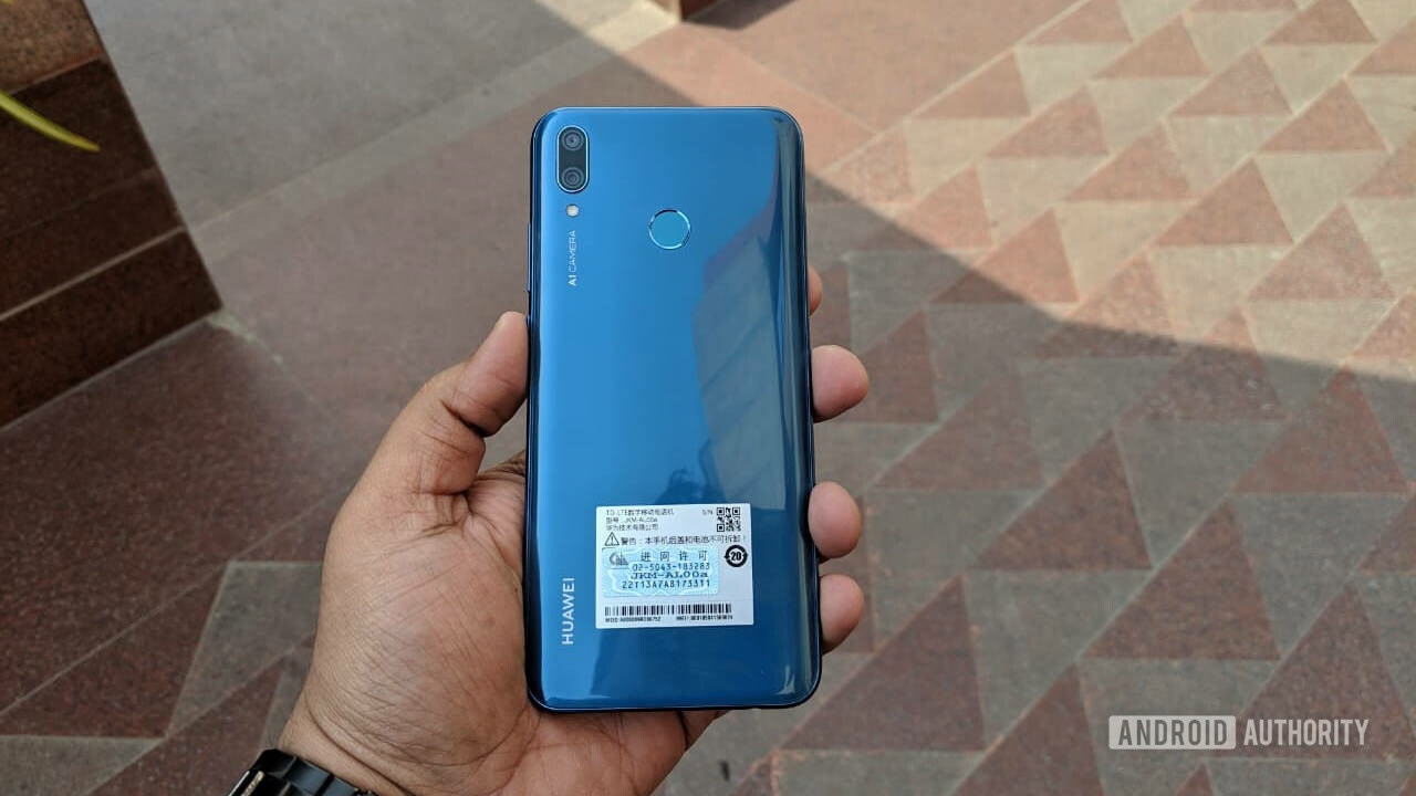 HUAWEI Y9