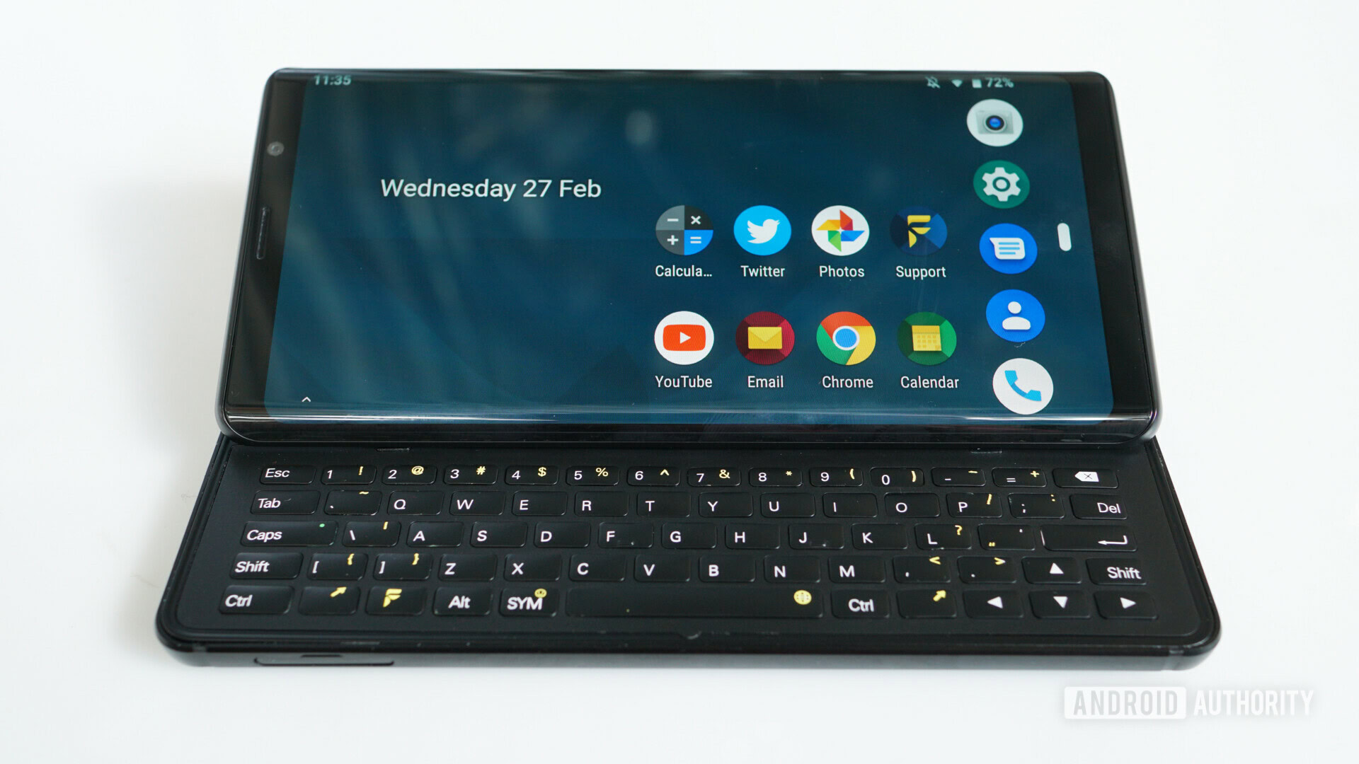 Fxtec Pro1: The sliding QWERTY keyboard phone makes a comeback