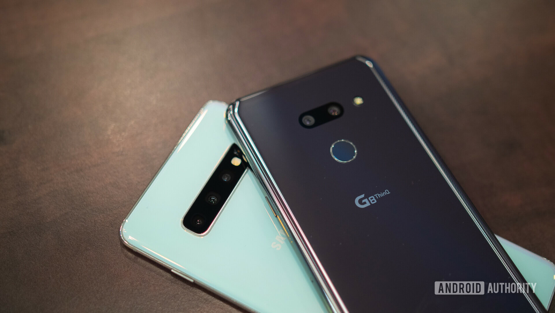 LG G8 ThinQ vs Samsung Galaxy S10 rear cameras