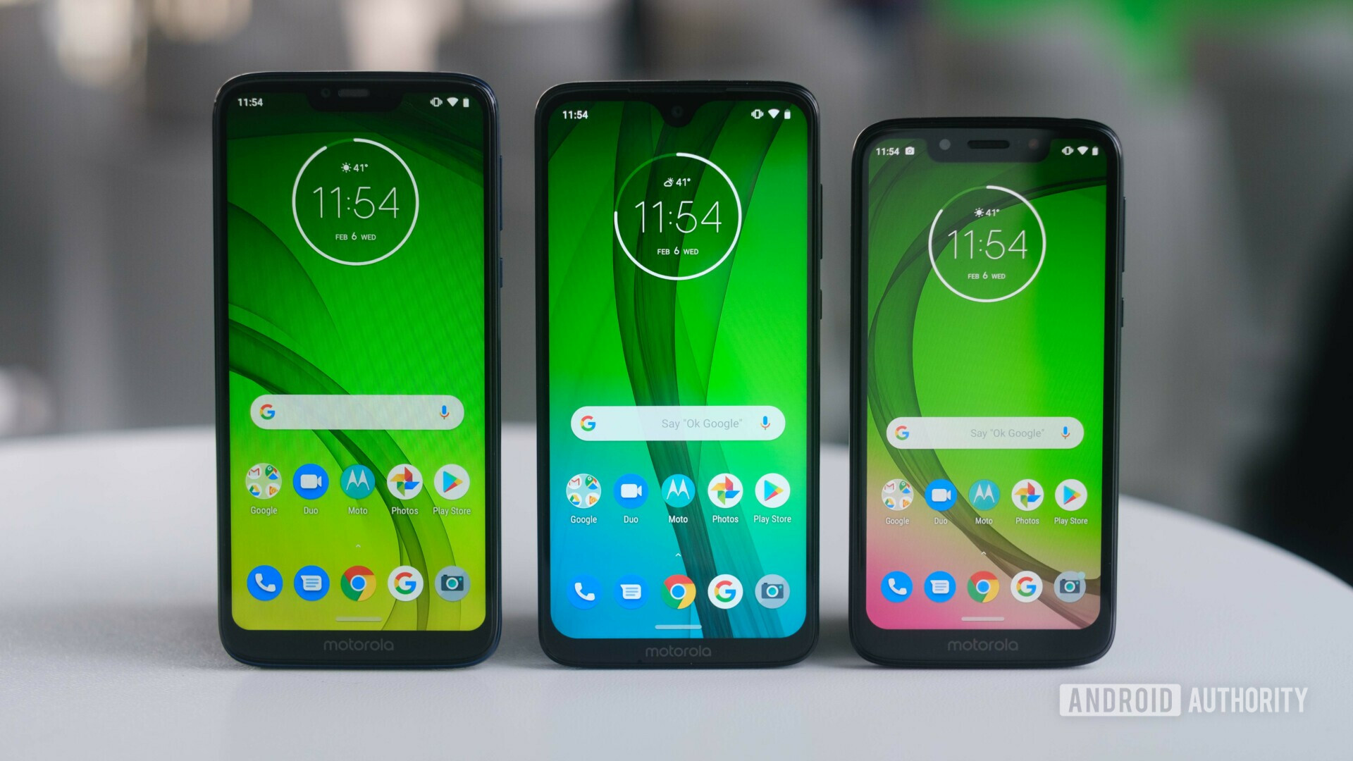Front side of the new Moto G7, Moto G7 Power and Moto G7 Play with a notch display switched on.