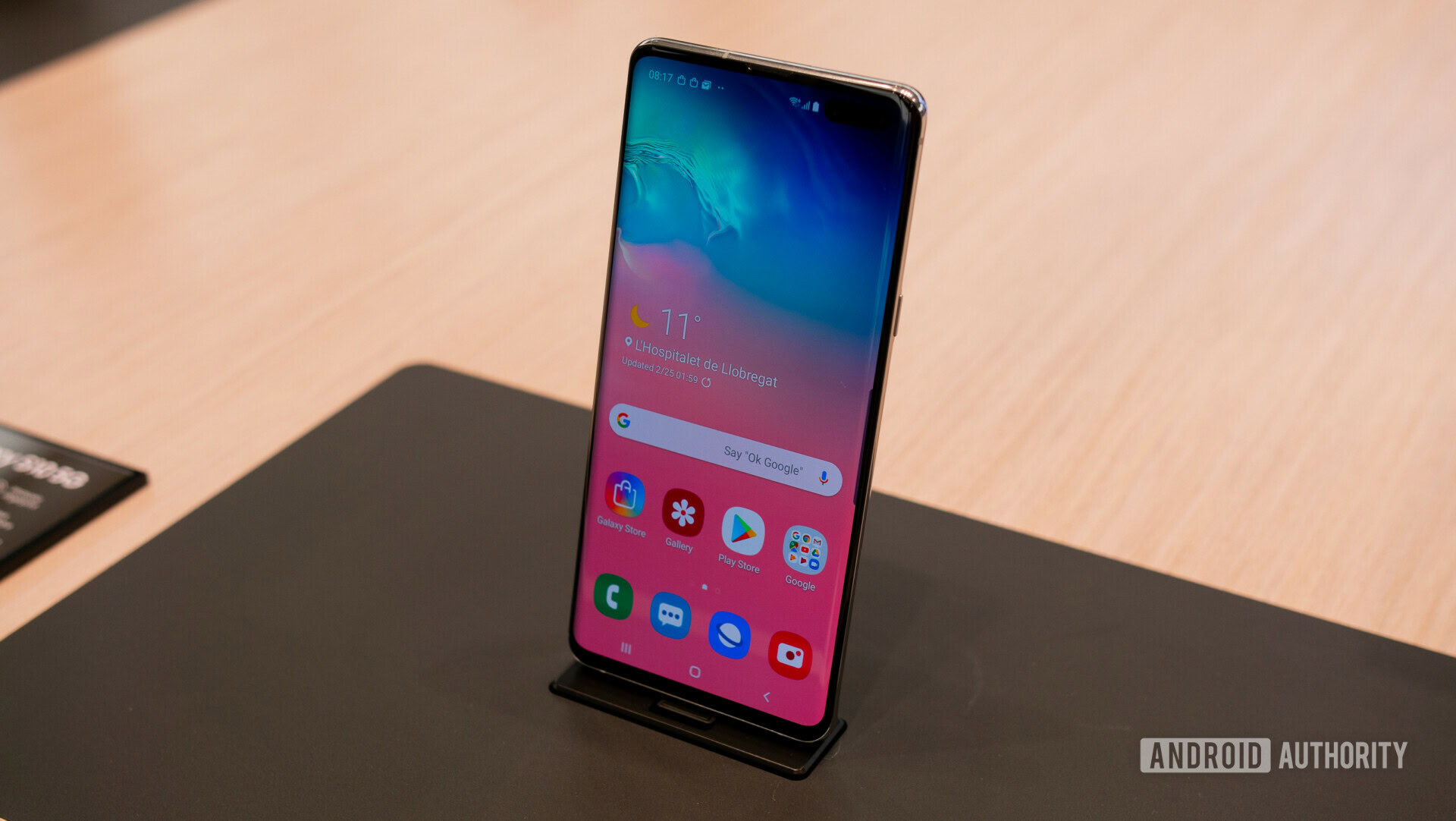 Samsung Galaxy S10 5G display