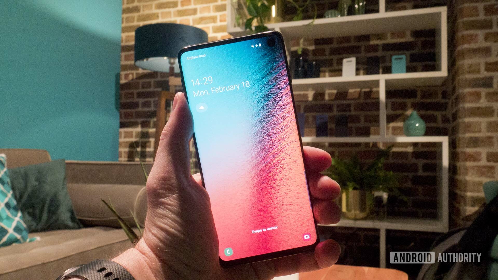 Samsung Galaxy S10 Front