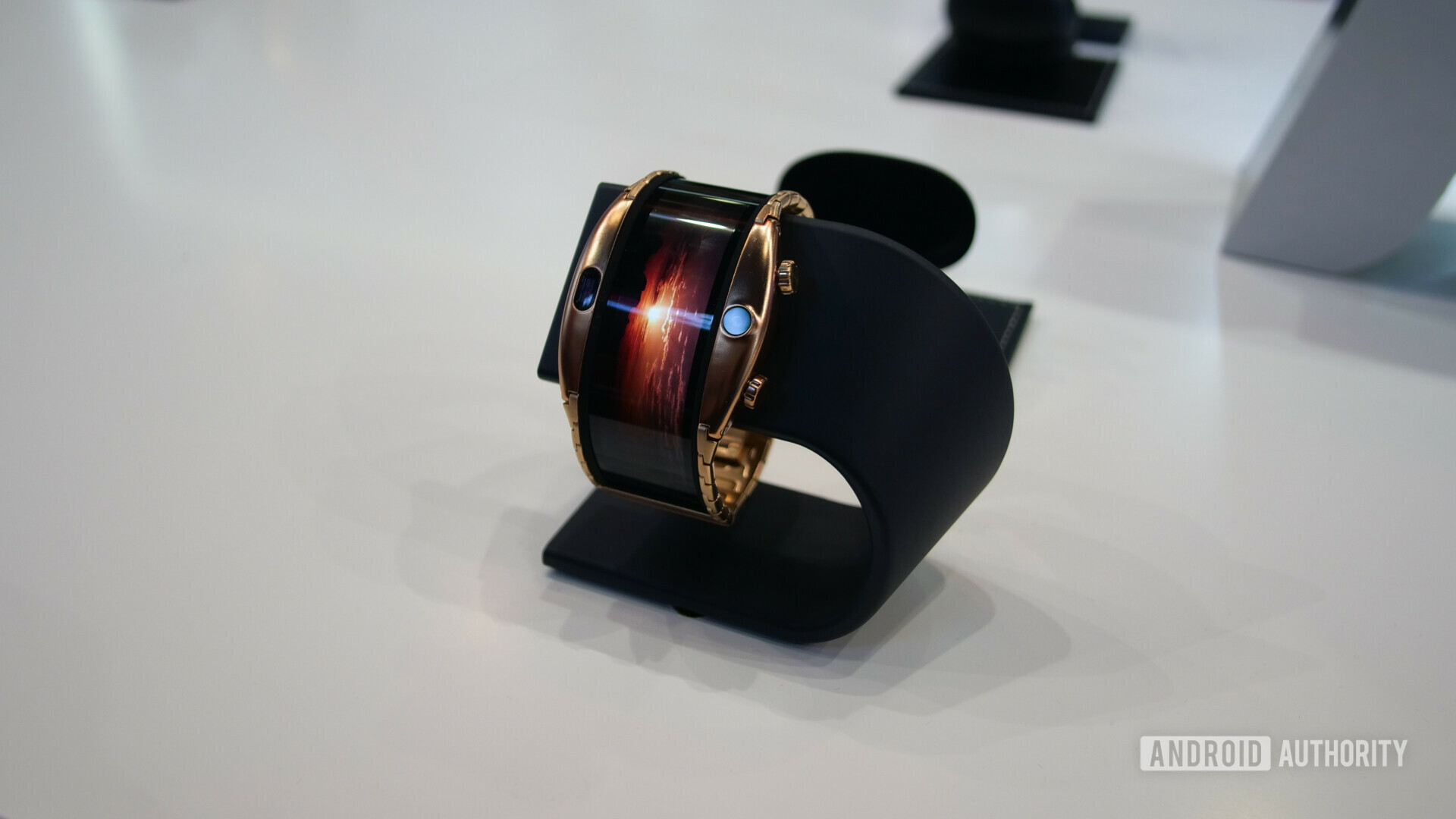 sideshot of the nubia alpha flexible display smartwatch at mwc 2019