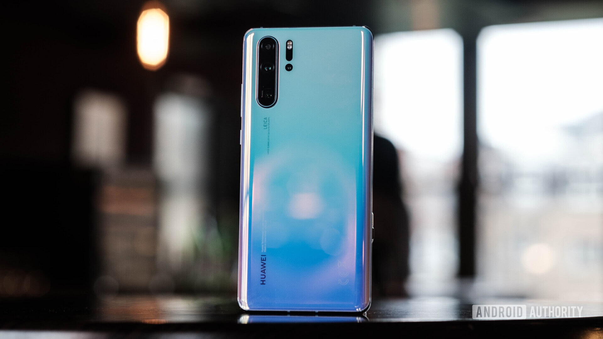 HUAWEI P30 Pro standing back (56 of 60)