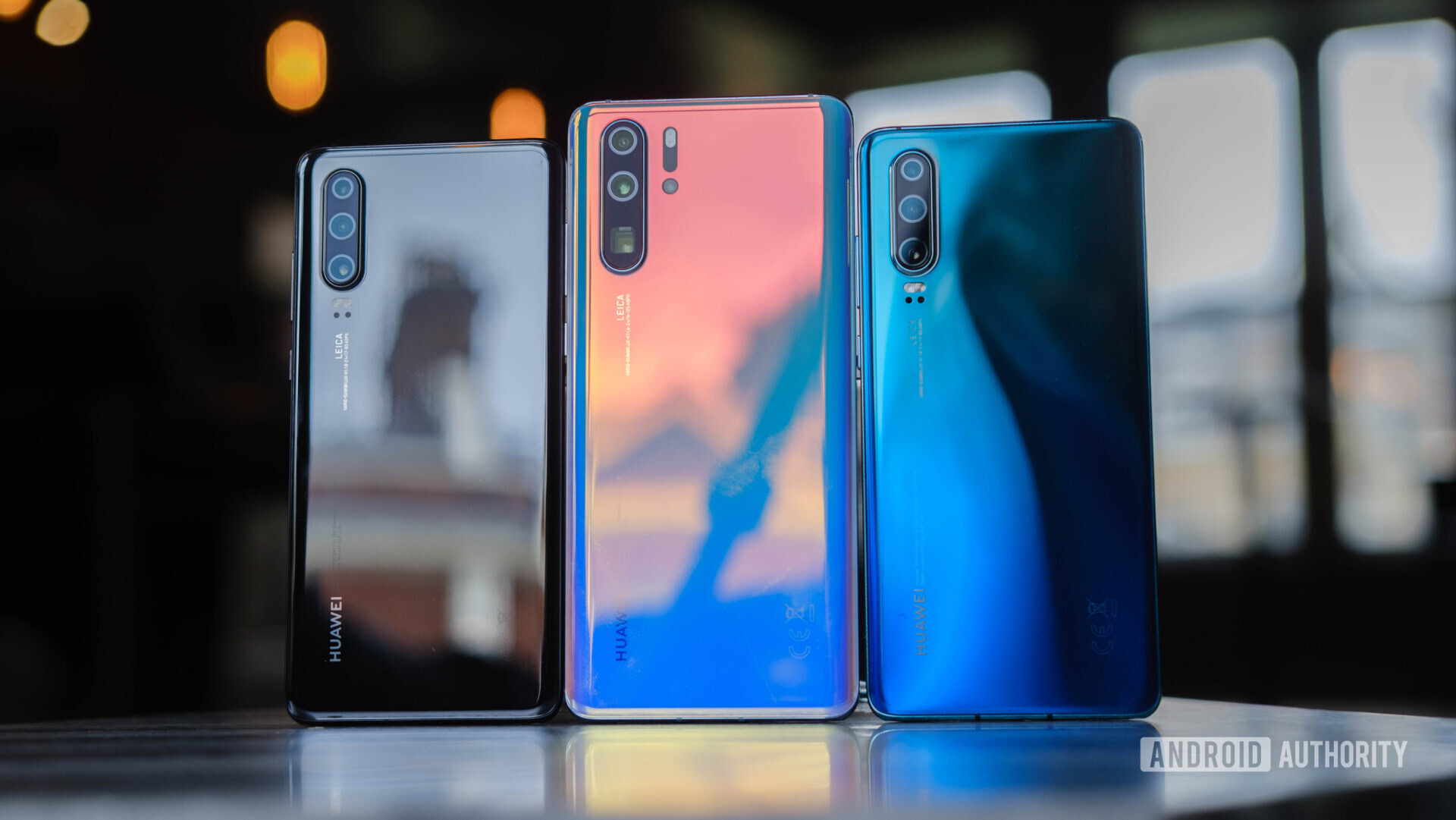 P30 pro экран. Huawei p30 vs p30 Pro. Huawei p30 Review. ONEPLUS 6 Huawei p20 Pro. ONEPLUS 6t p20 Pro.