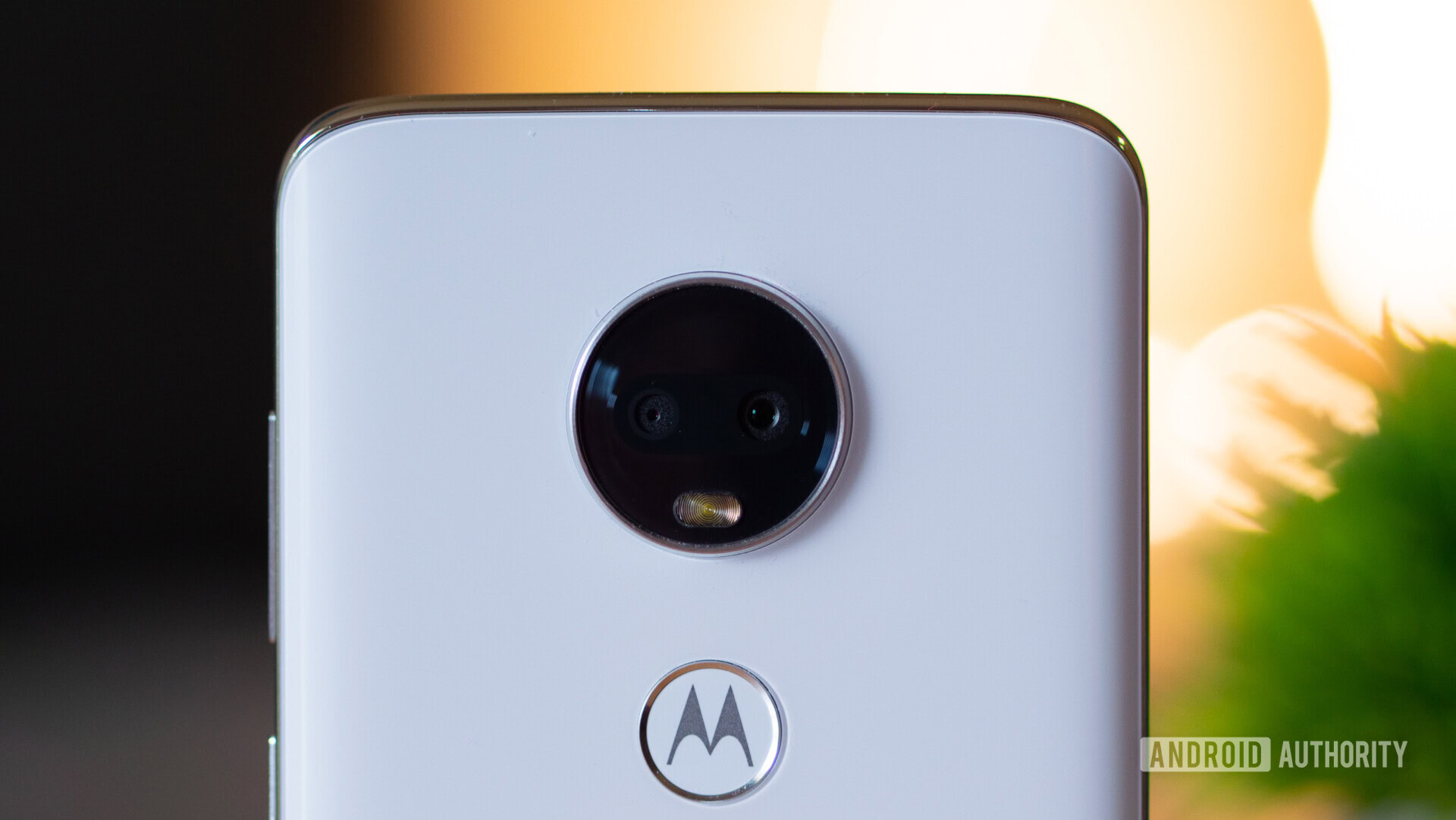 Moto G7 and Moto G7 Power rear cameras