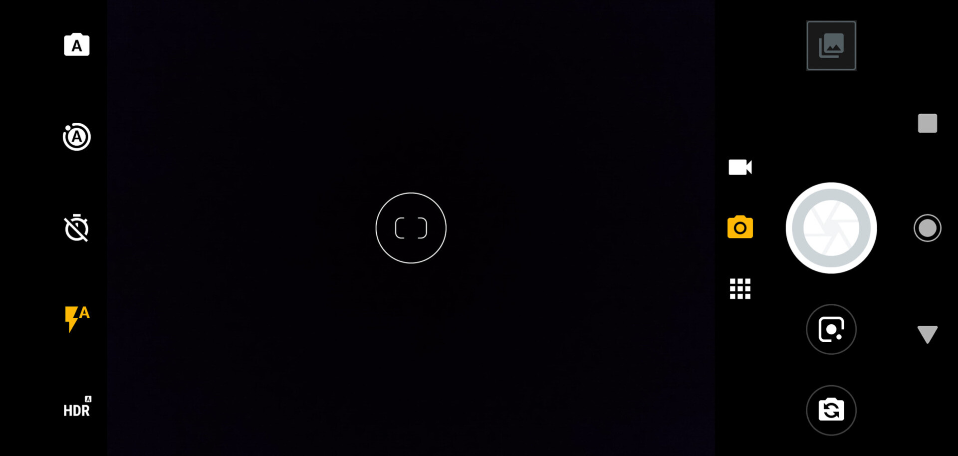 Moto G7 camera UI screenshot