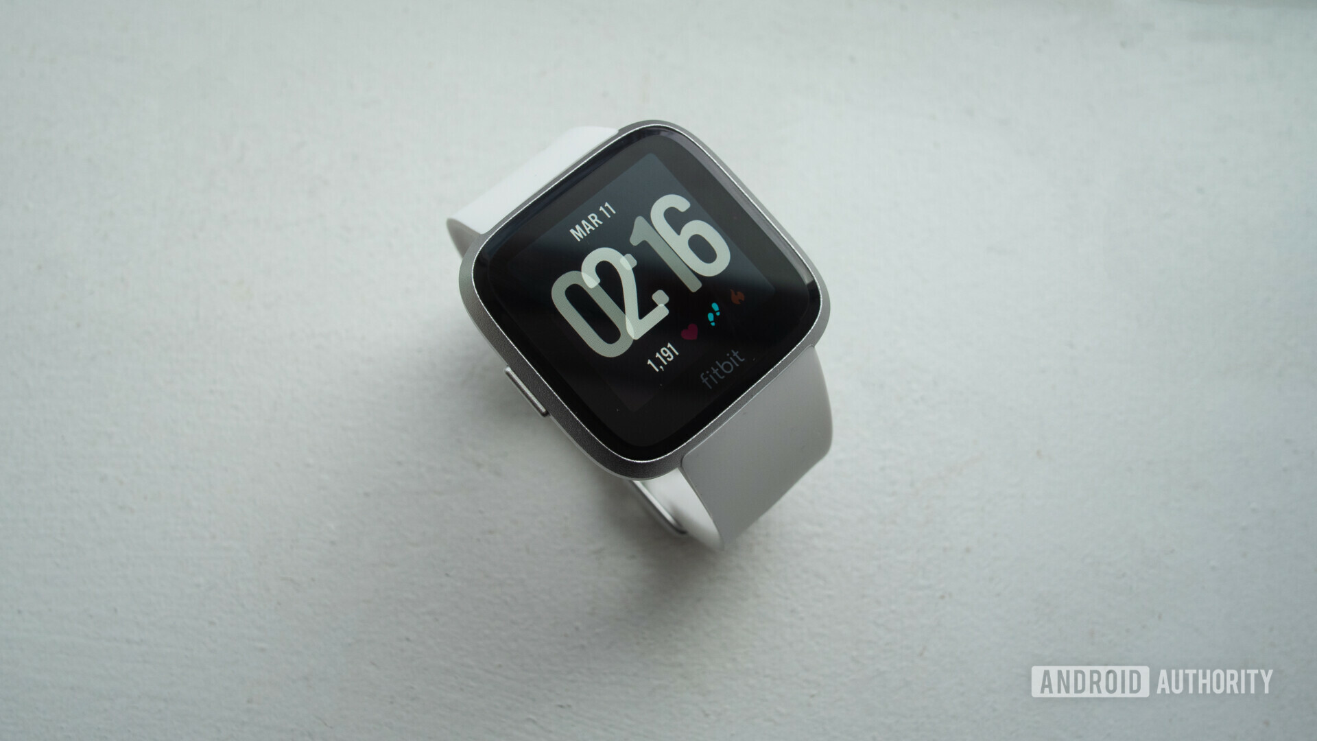 Adelaide Derfra designer Fitbit Versa Lite review: One of the best cheap smartwatches