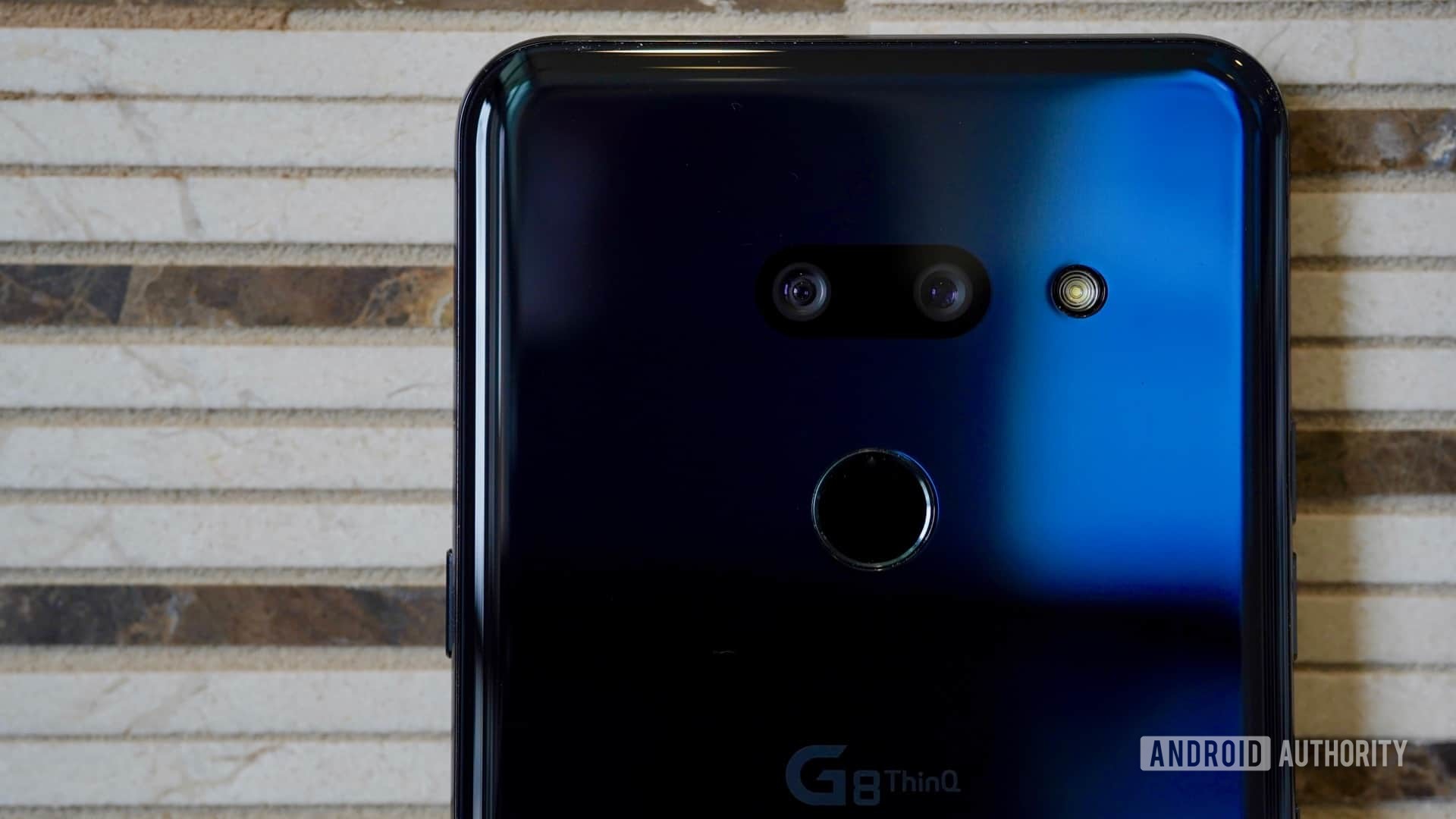 LG G8 ThinQ Review camera closeup