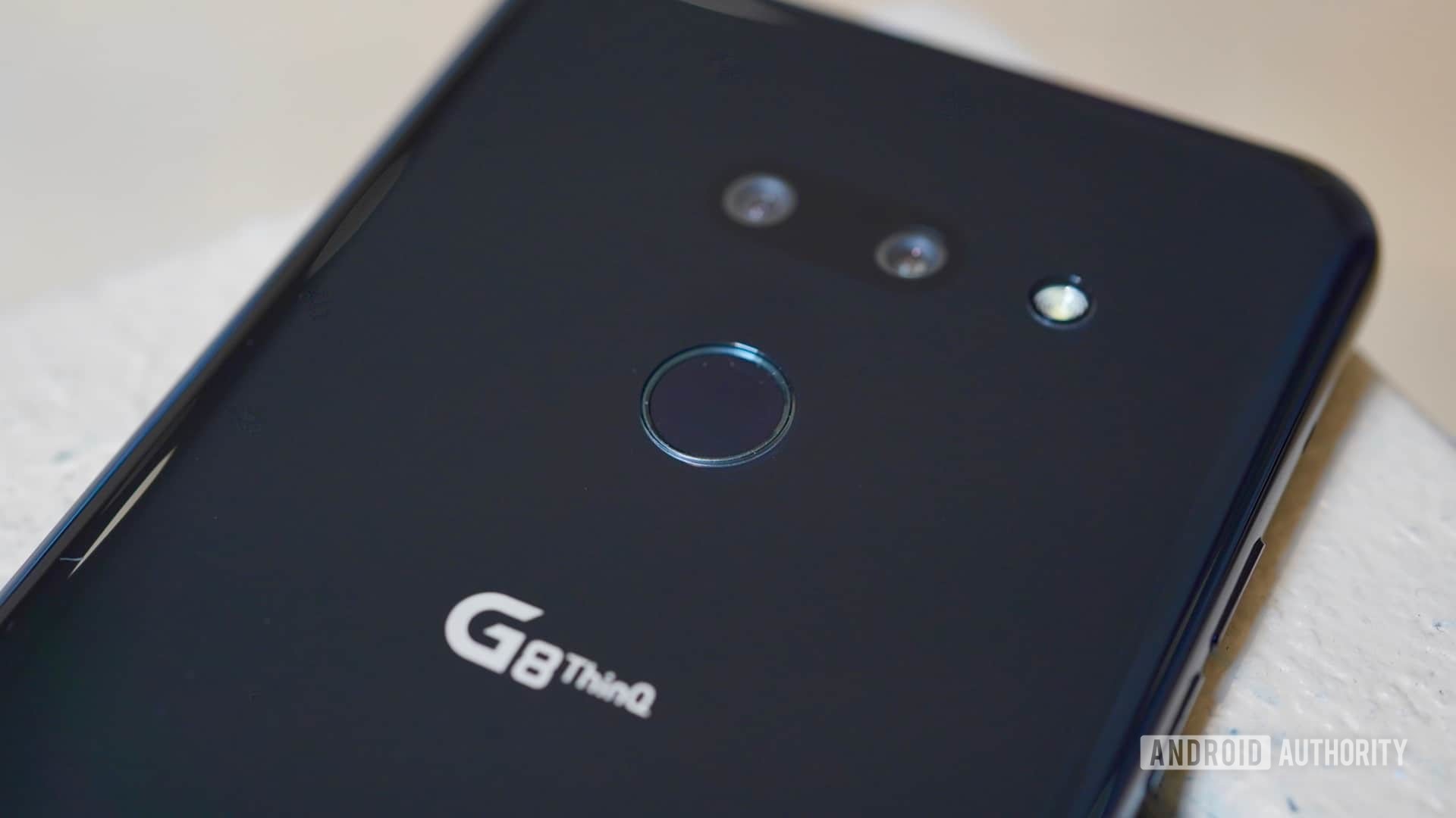 LG G8 ThinQ Review fingerprint reader