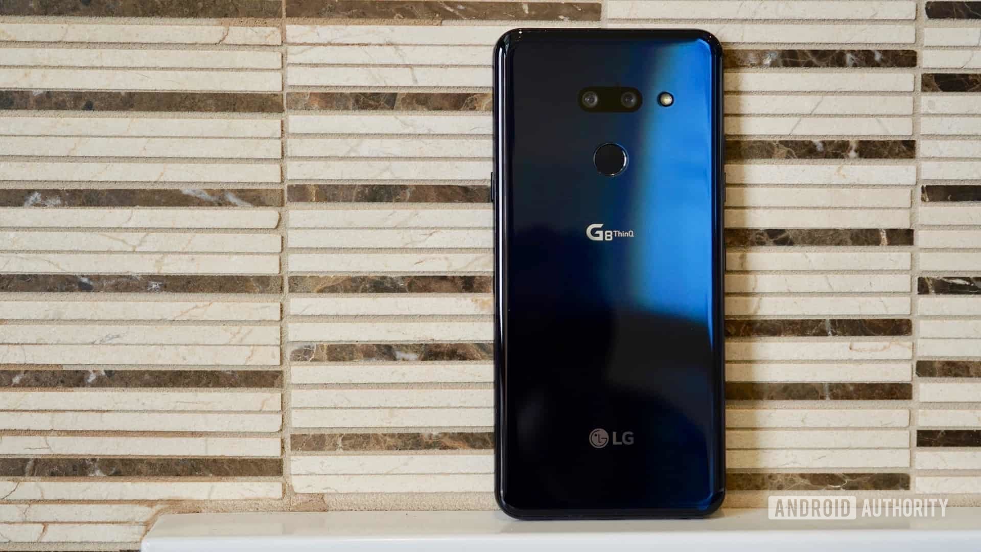 LG G8 ThinQ Review rear
