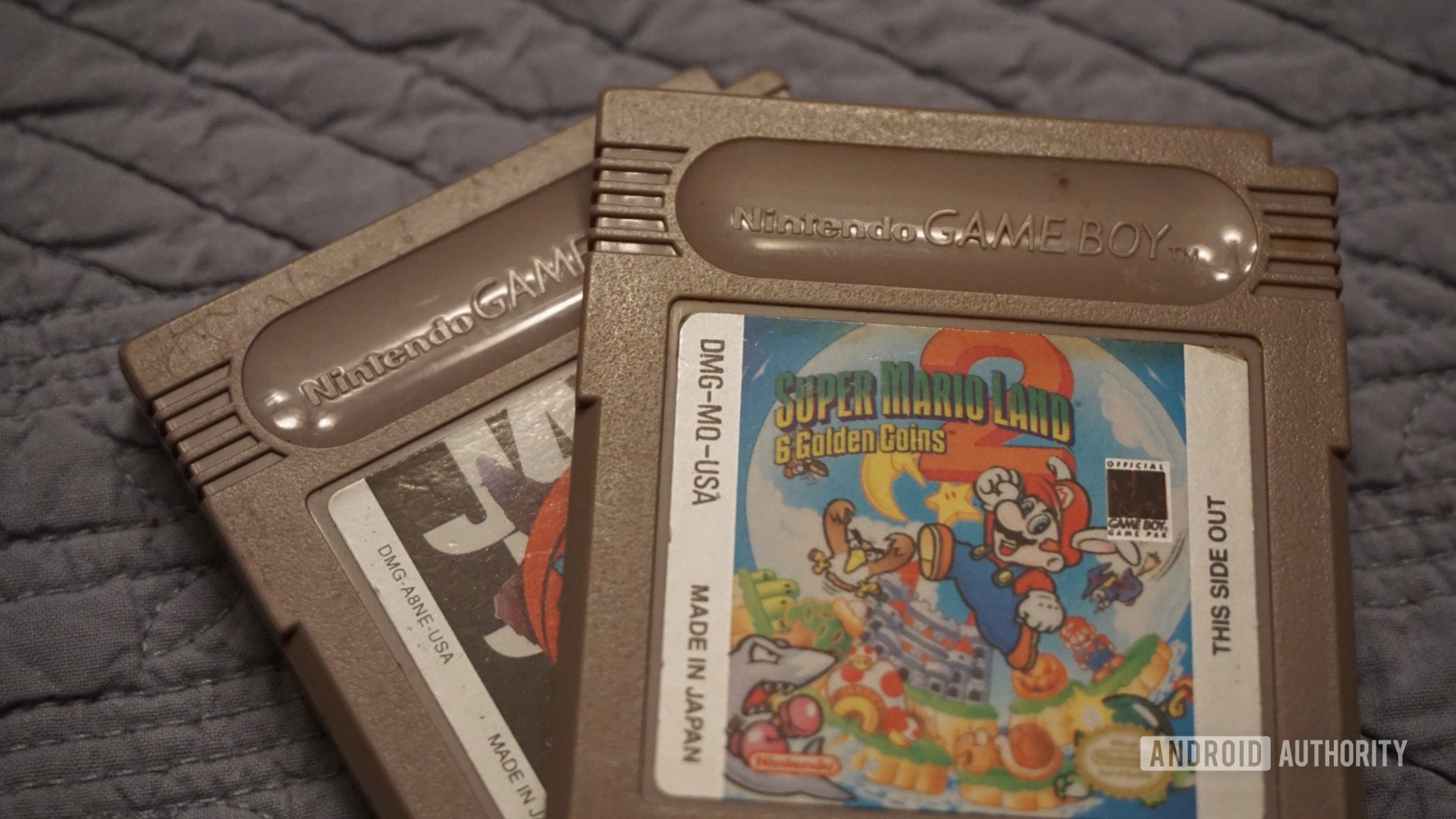 Picture of two Nintendo Game Boy games.