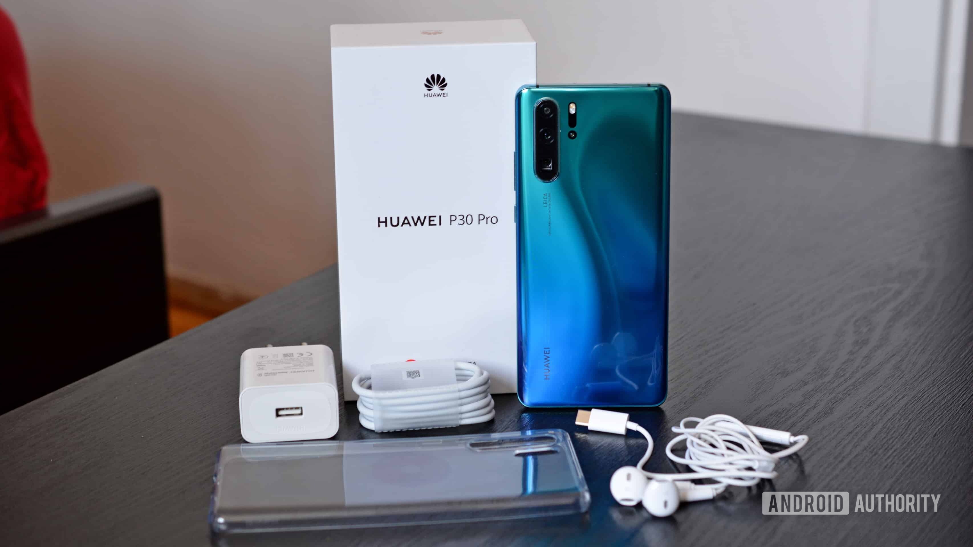 huawei p30 pro retail box unboxing acessories charger case headphones