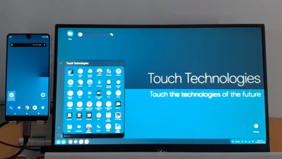 A still from a YouTube video showing how the desktop mode within Android Q will work.