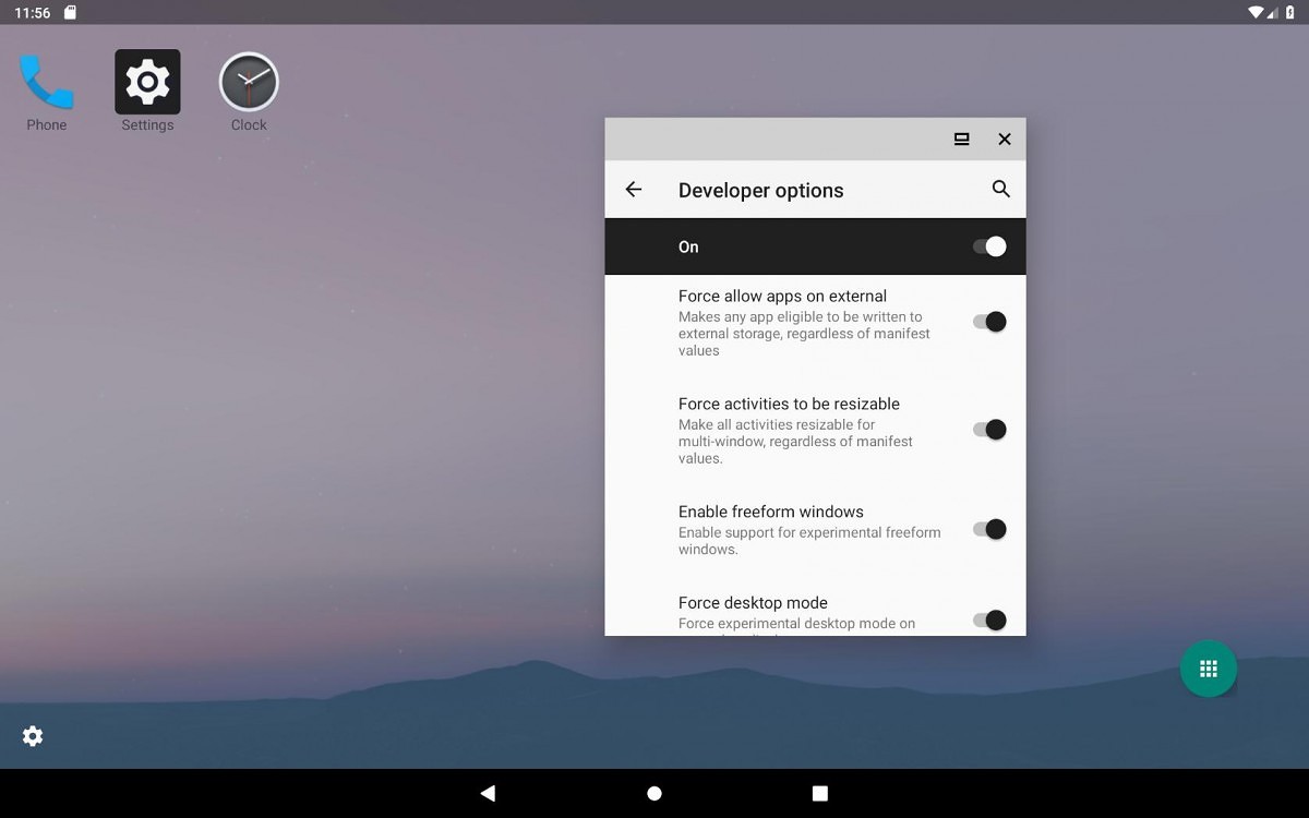 An example image of what the native desktop mode on Android Q looks like.