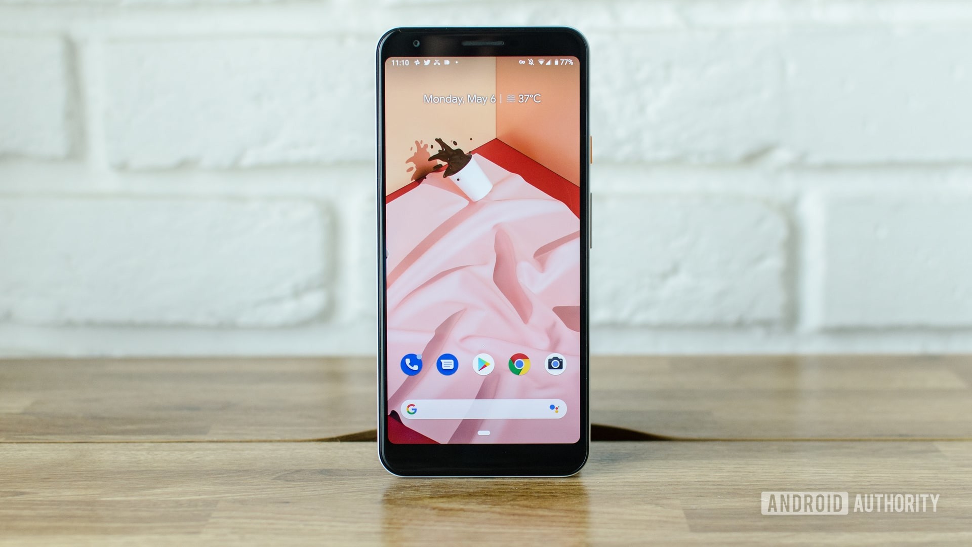 Pixel 3a XL in front of the phone